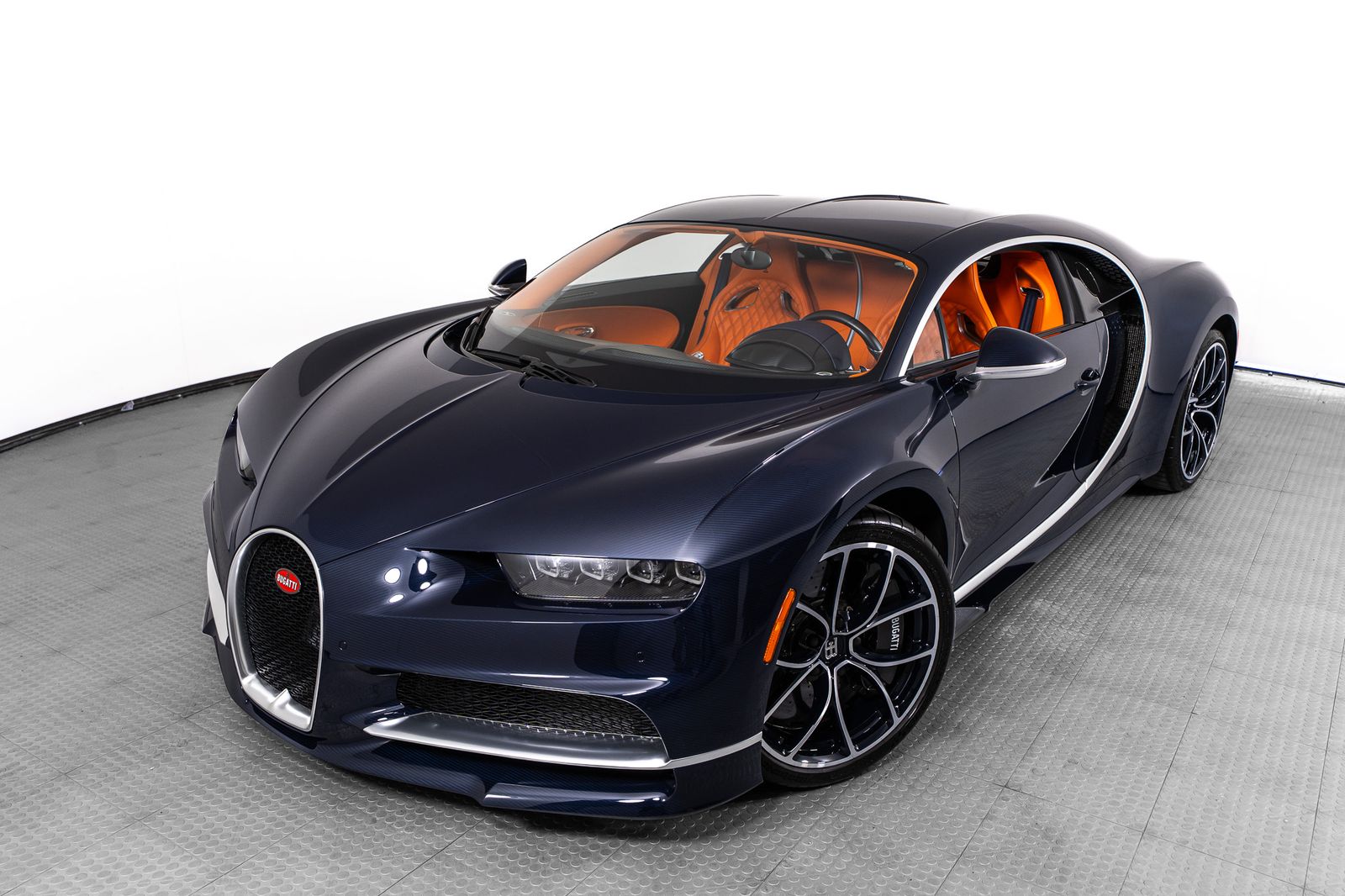 2018 Bugatti Chiron — full photo 2 of 86