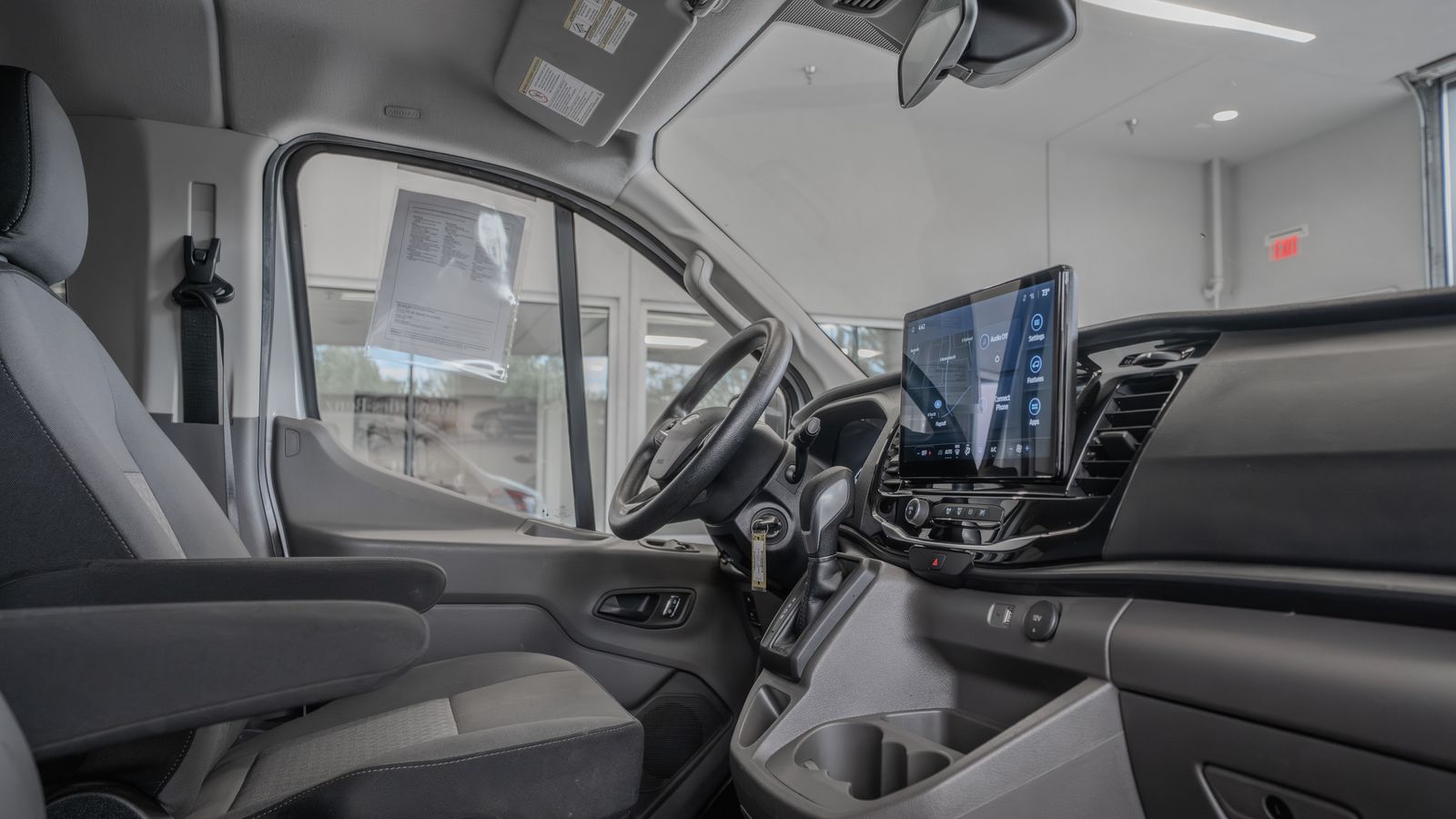 2024 Ford Transit-350 XLT — foto completa 18 de 35