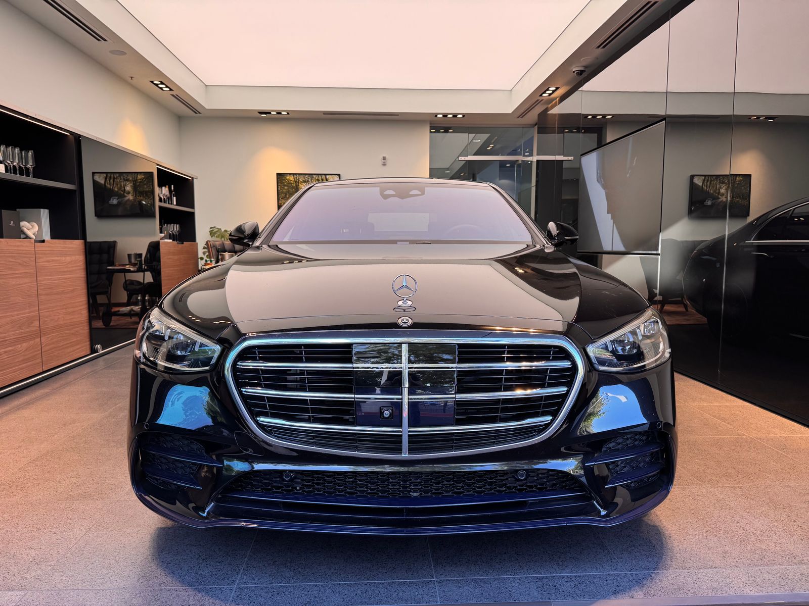 2022 Mercedes-Benz S-Class S 500 — foto completa 2 de 9