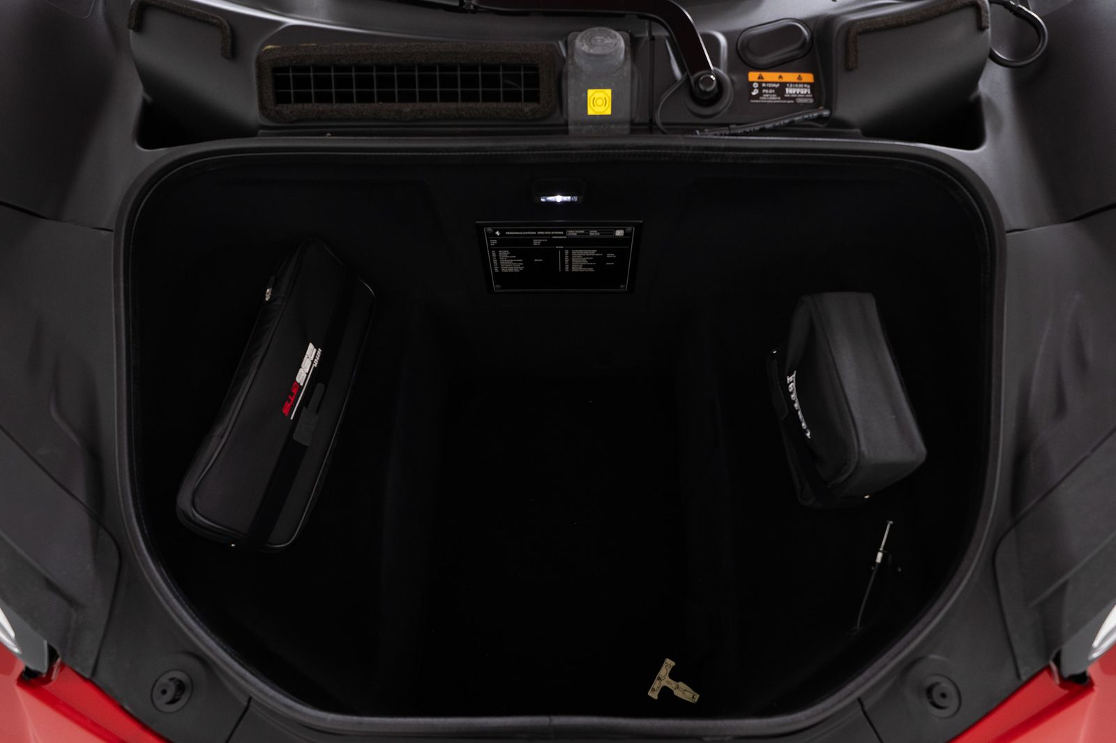 2025 Ferrari 296 GTS — full photo 34 of 43