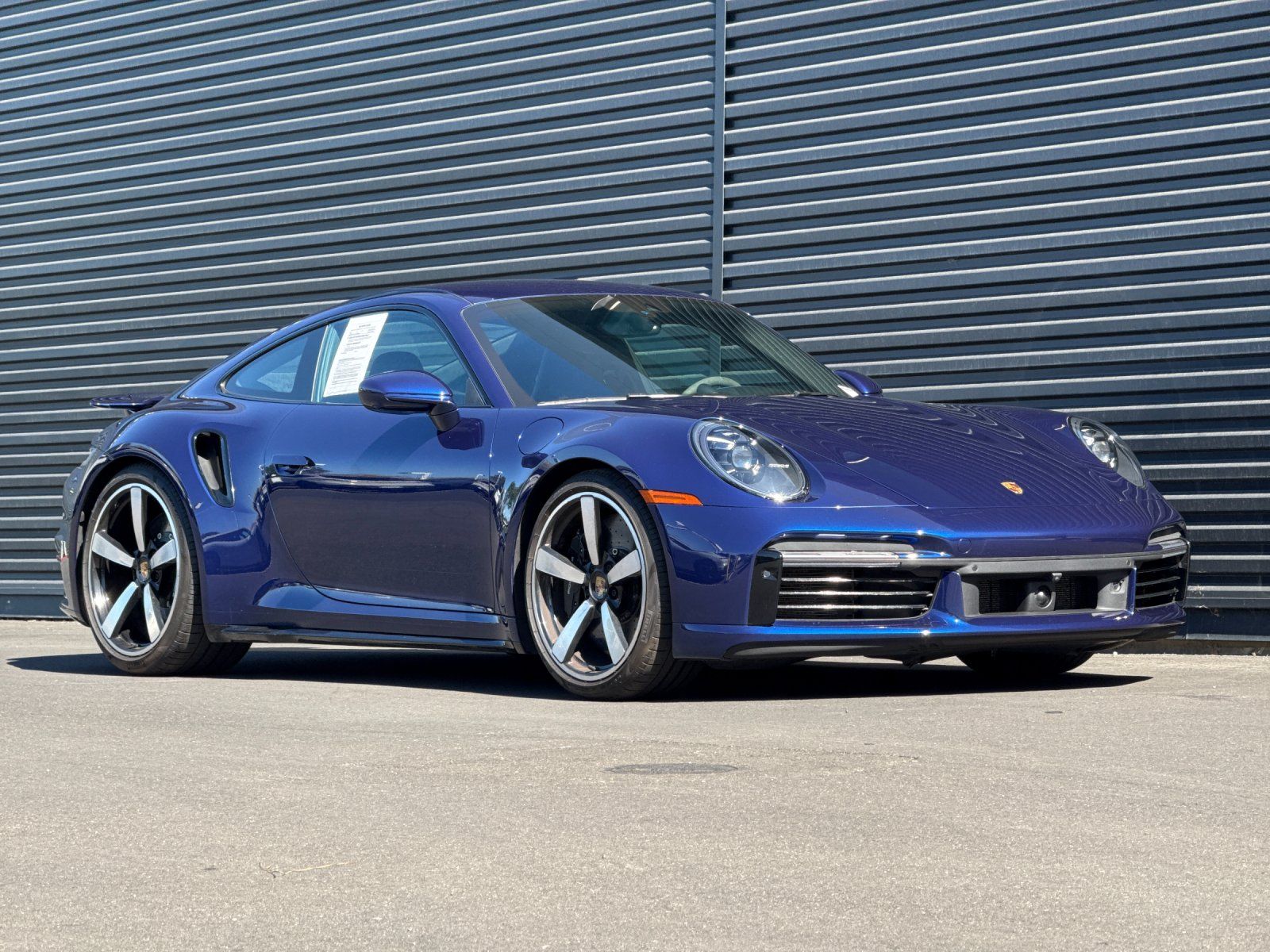 2025 Porsche 911 Turbo S — full photo 10 of 28