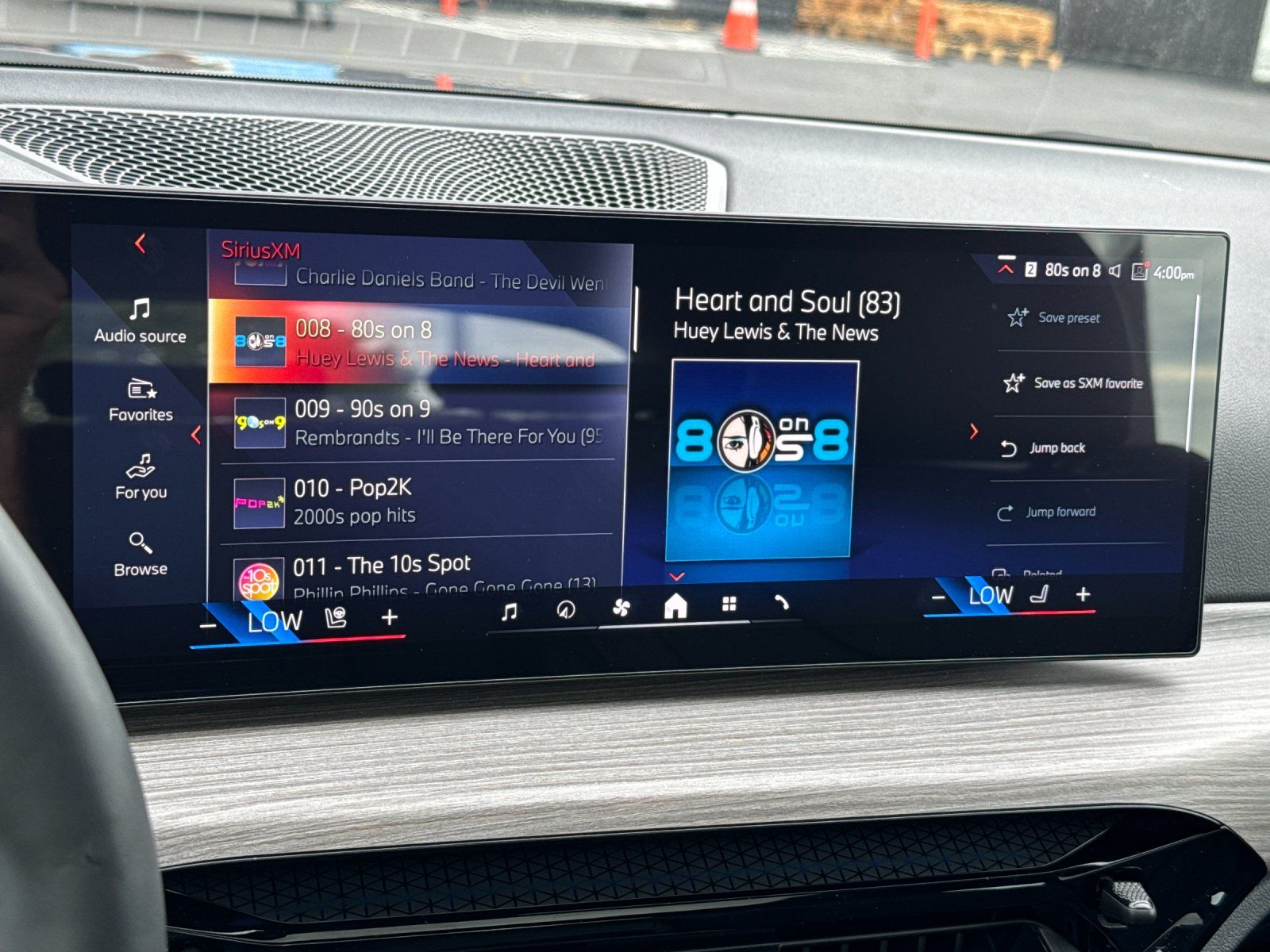 2025 BMW i4 eDrive40 — foto completa 16 de 28
