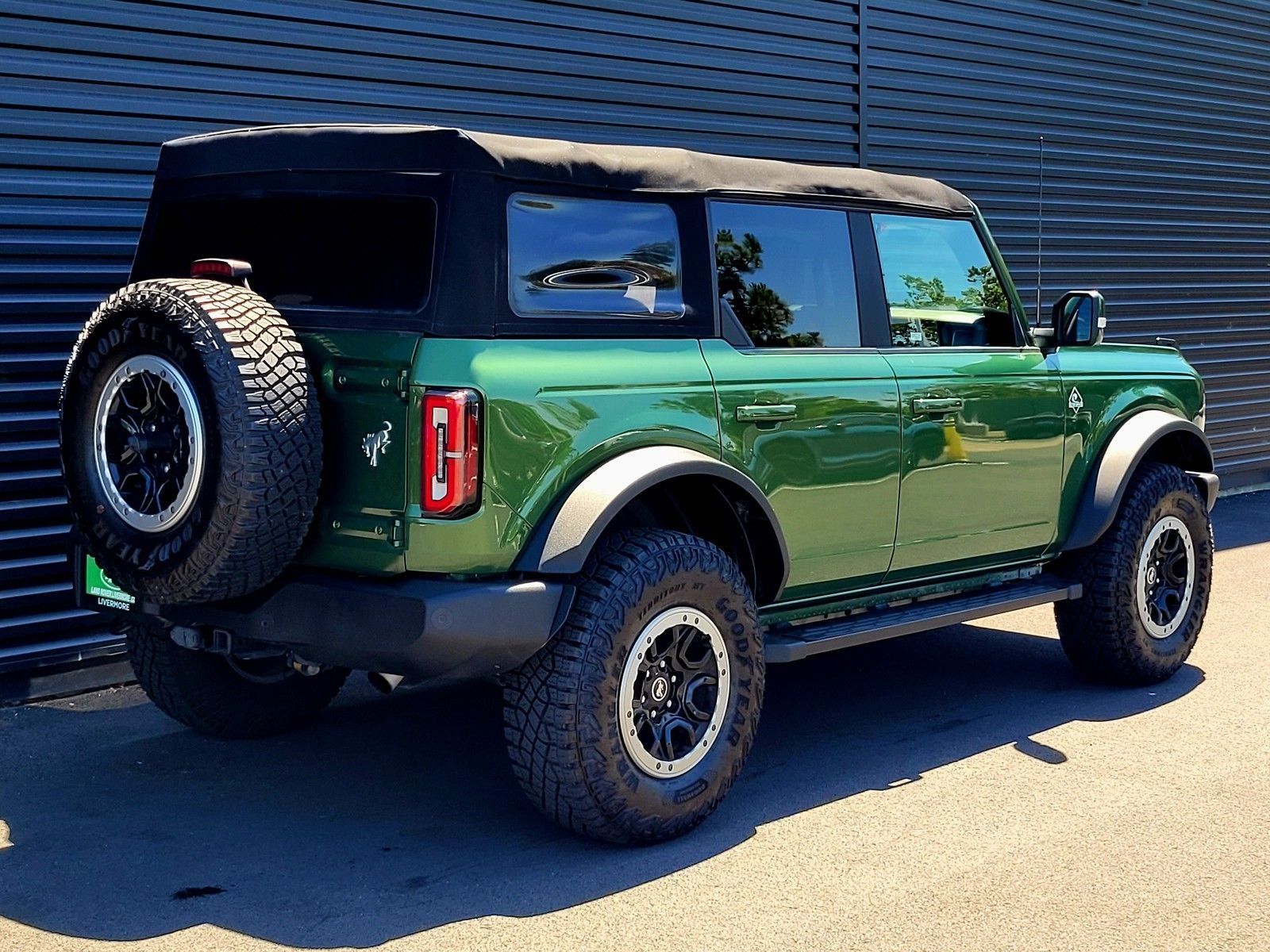 2022 Ford Bronco Outer Banks — full photo 7 of 45