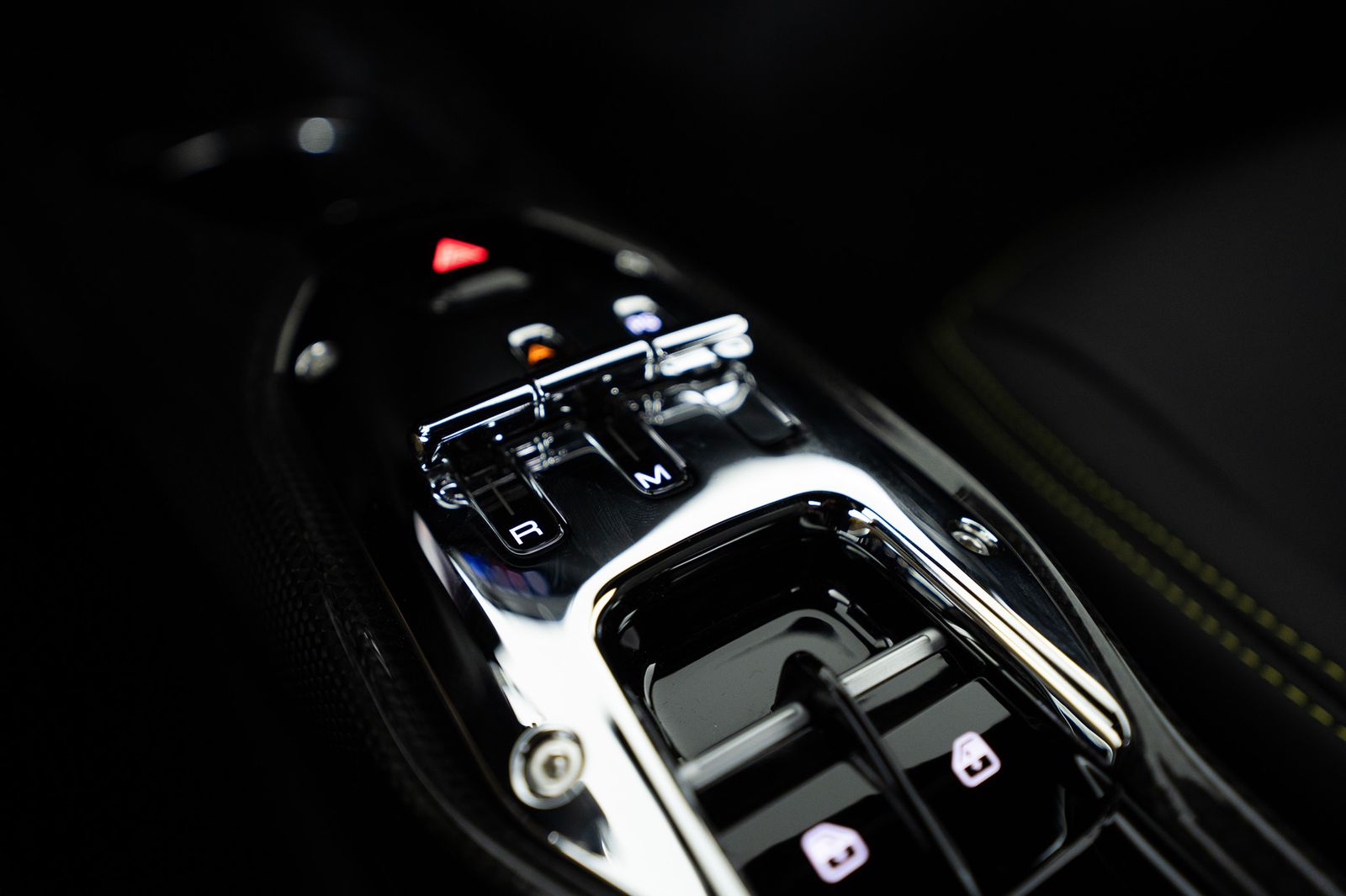 2024 Ferrari 296 GTB — foto completa 40 de 41