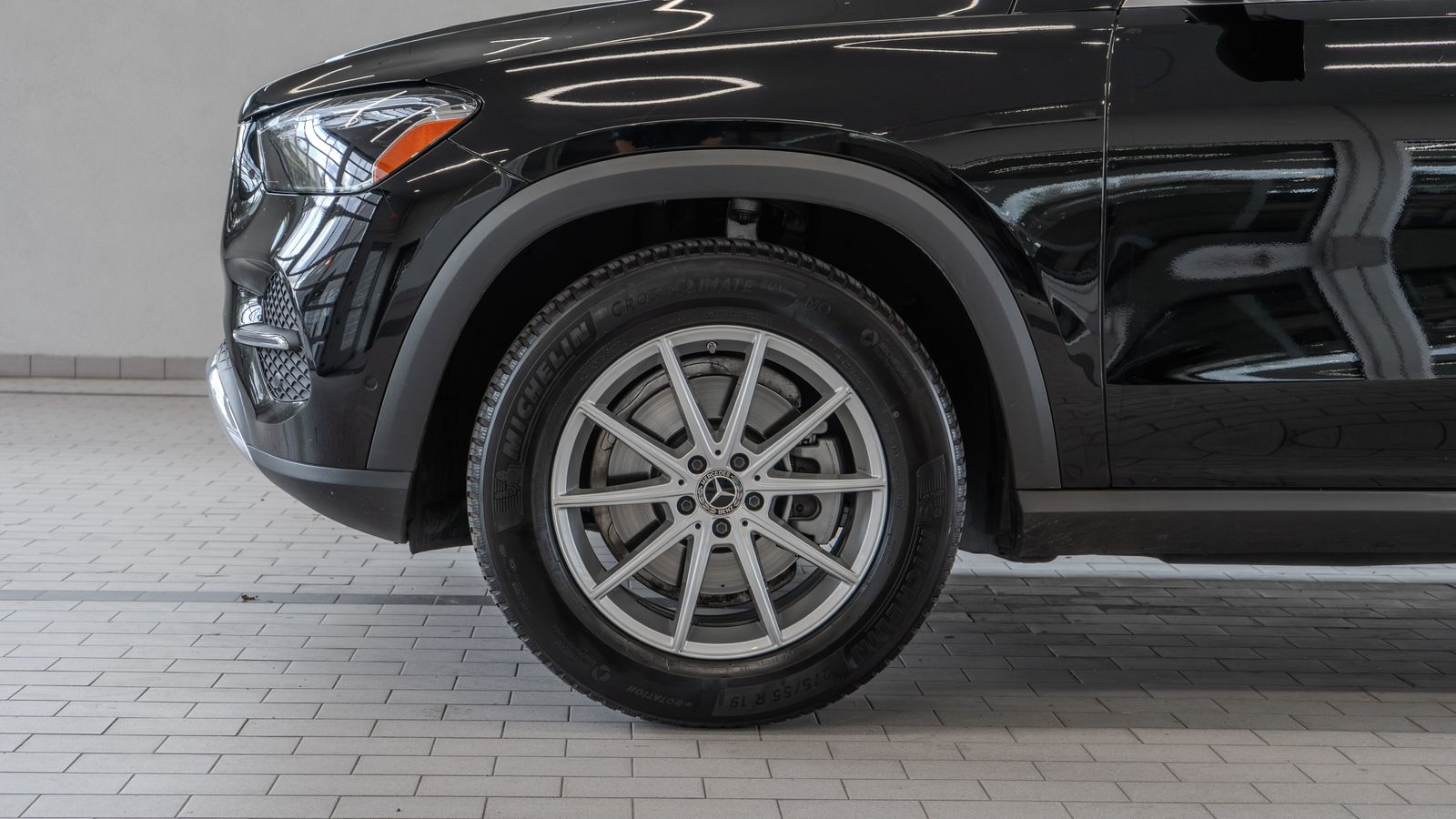 2024 Mercedes-Benz GLE GLE 350 — full photo 4 of 33