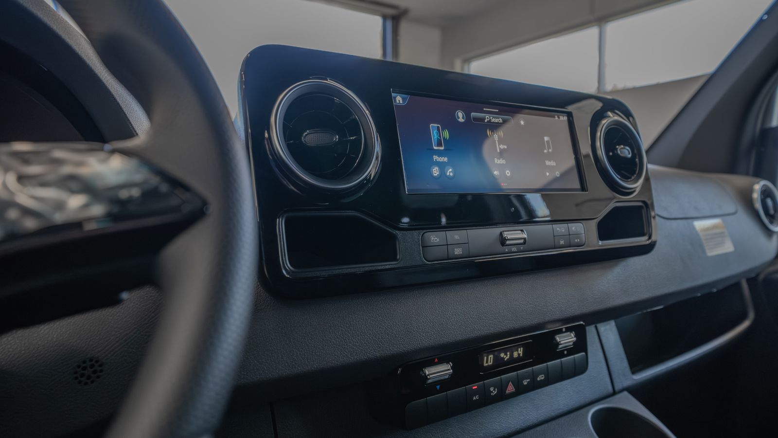 2025 Mercedes-Benz Sprinter 2500 Cargo 170 WB — full photo 33 of 36
