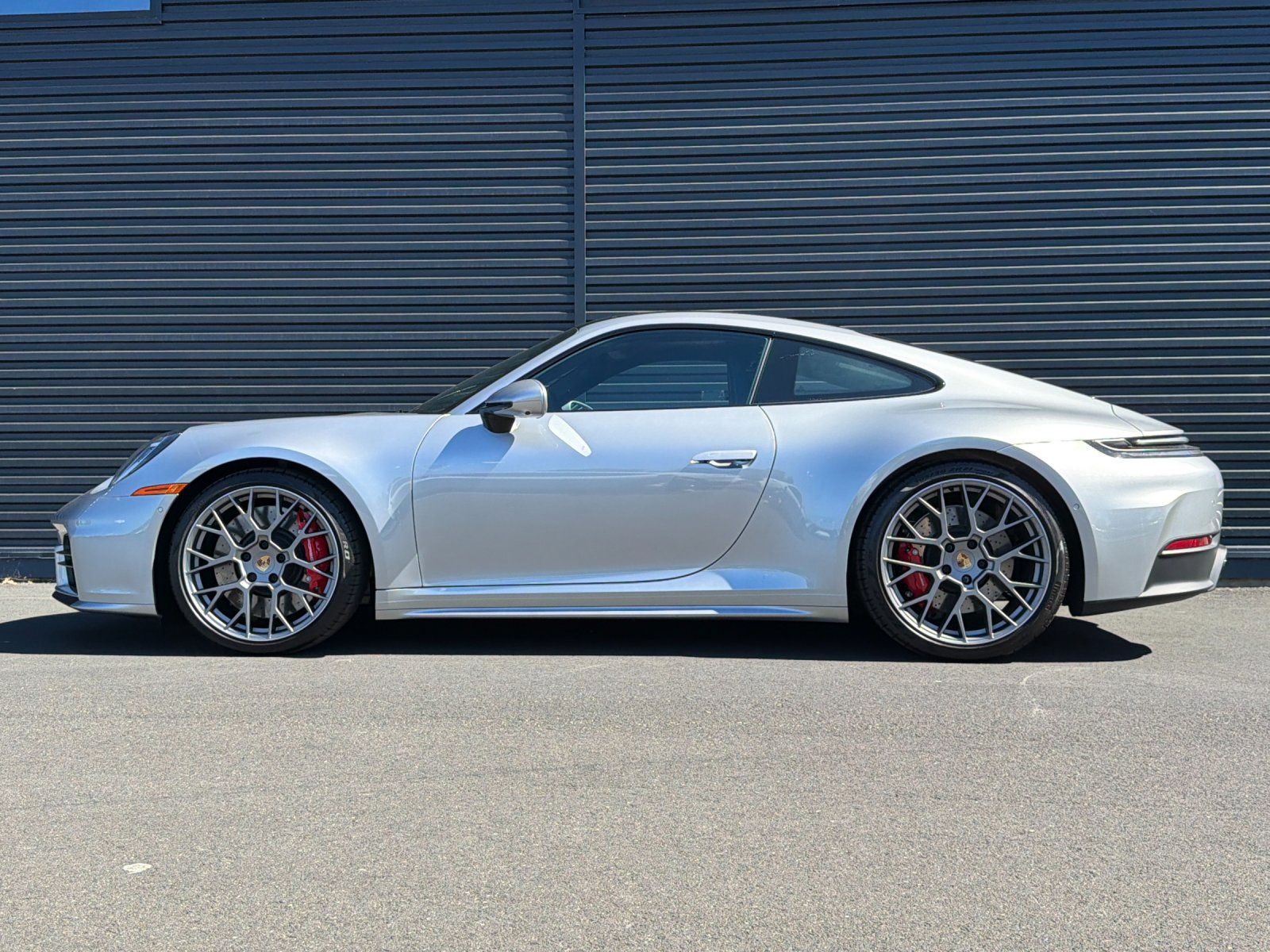 2025 Porsche 911 Carrera S — foto completa 3 de 27