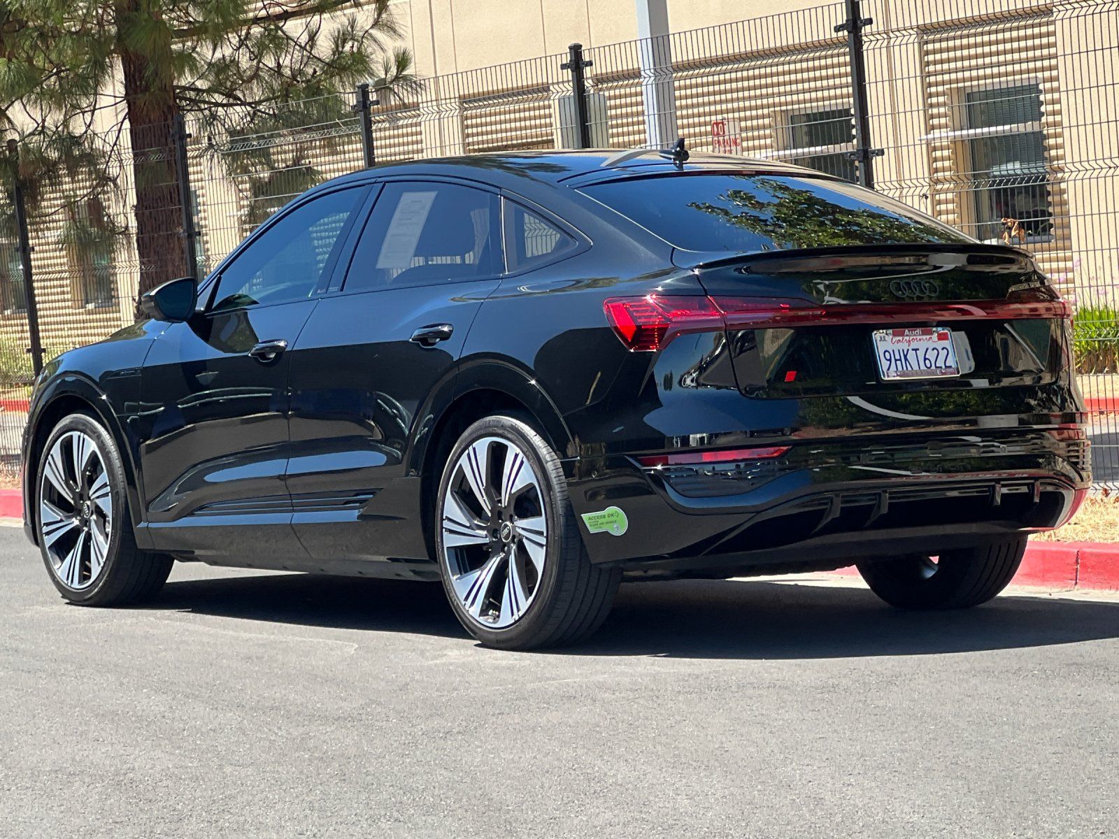 2024 Audi Q8 Sportback e-tron Prestige — full photo 3 of 28