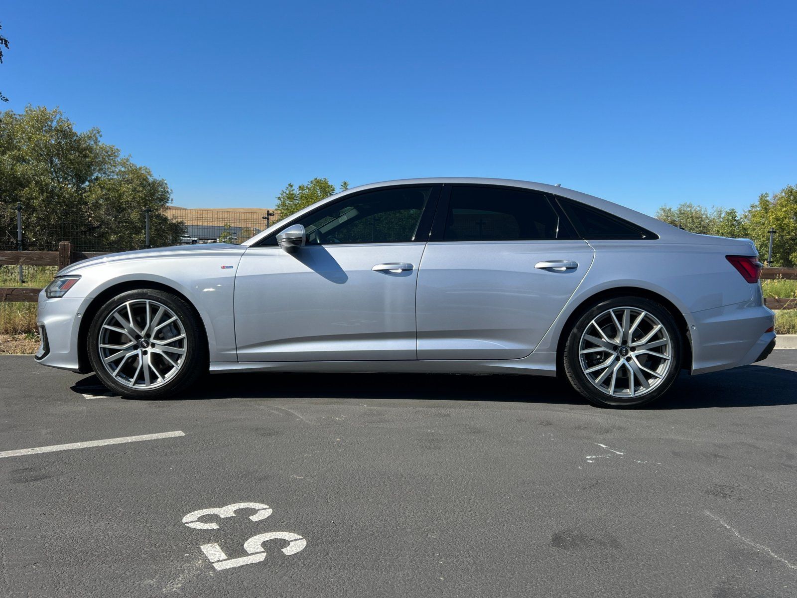 2023 Audi A6 55 Premium Plus — full photo 3 of 28