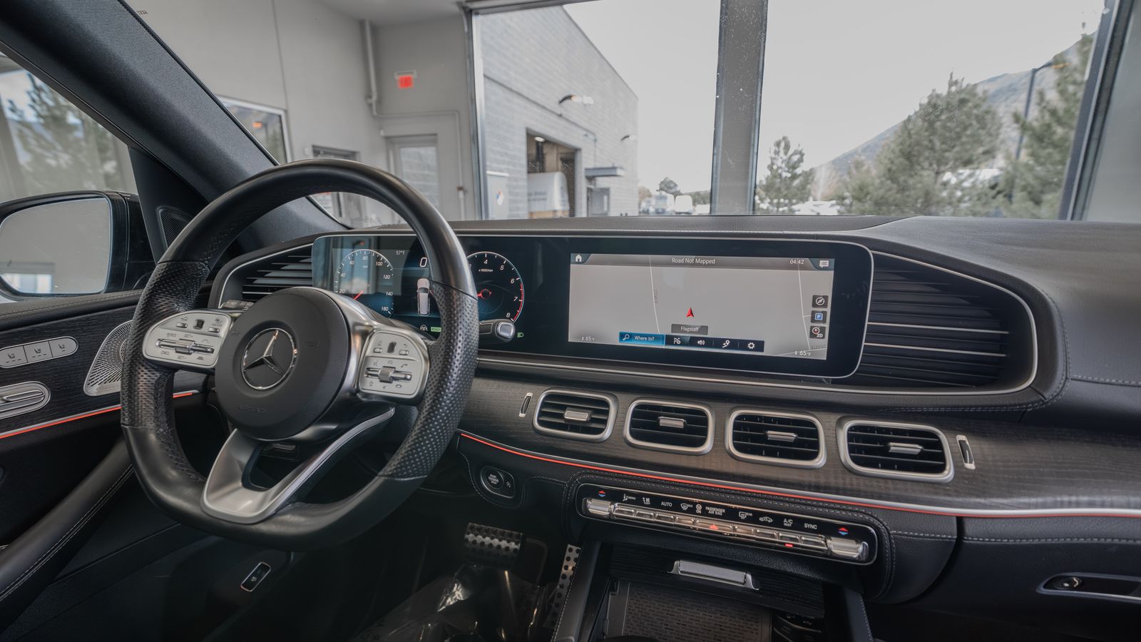 2023 Mercedes-Benz GLS GLS 580 — full photo 19 of 35