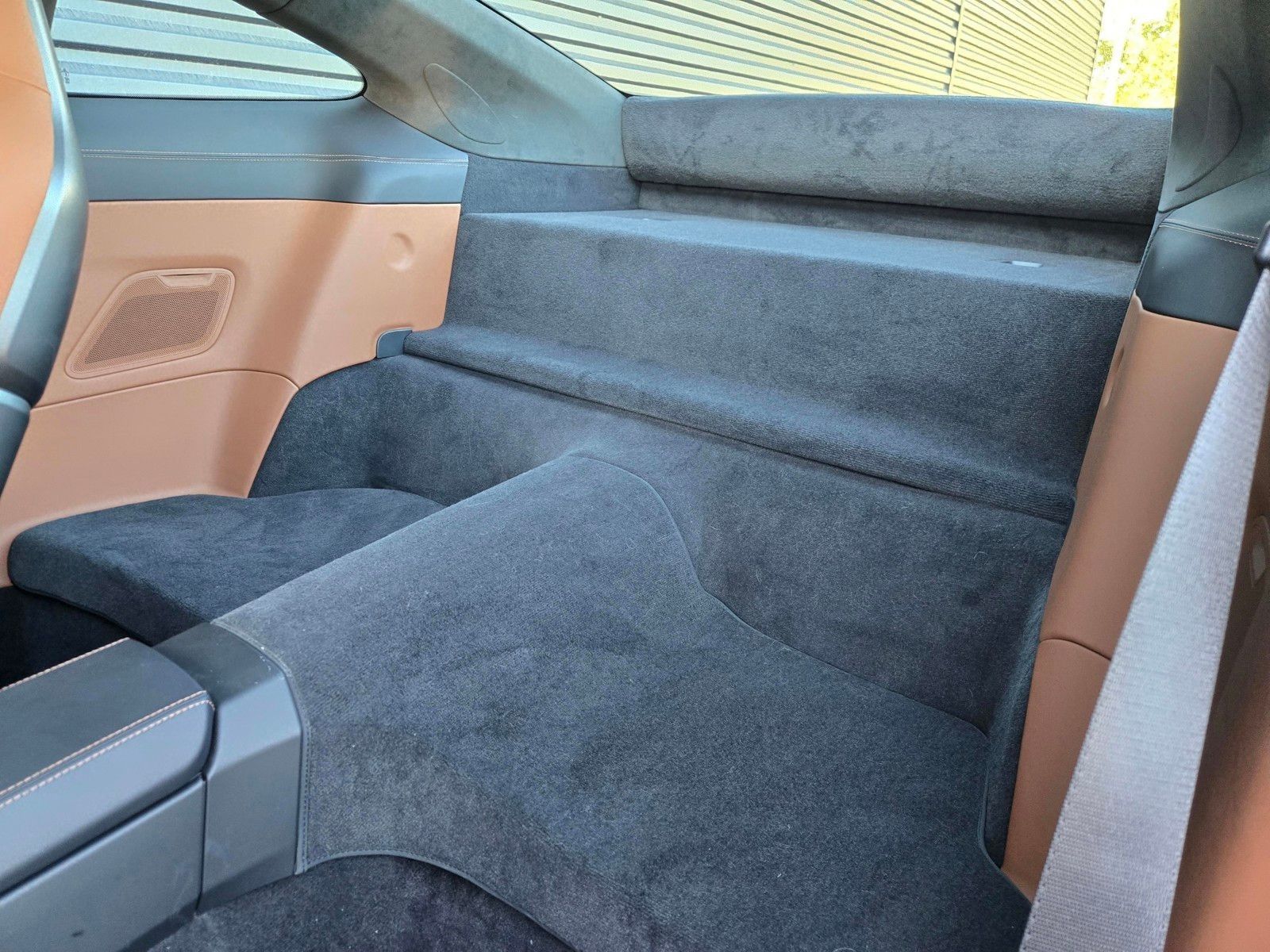 2023 Porsche 911 GT3 — full photo 18 of 27