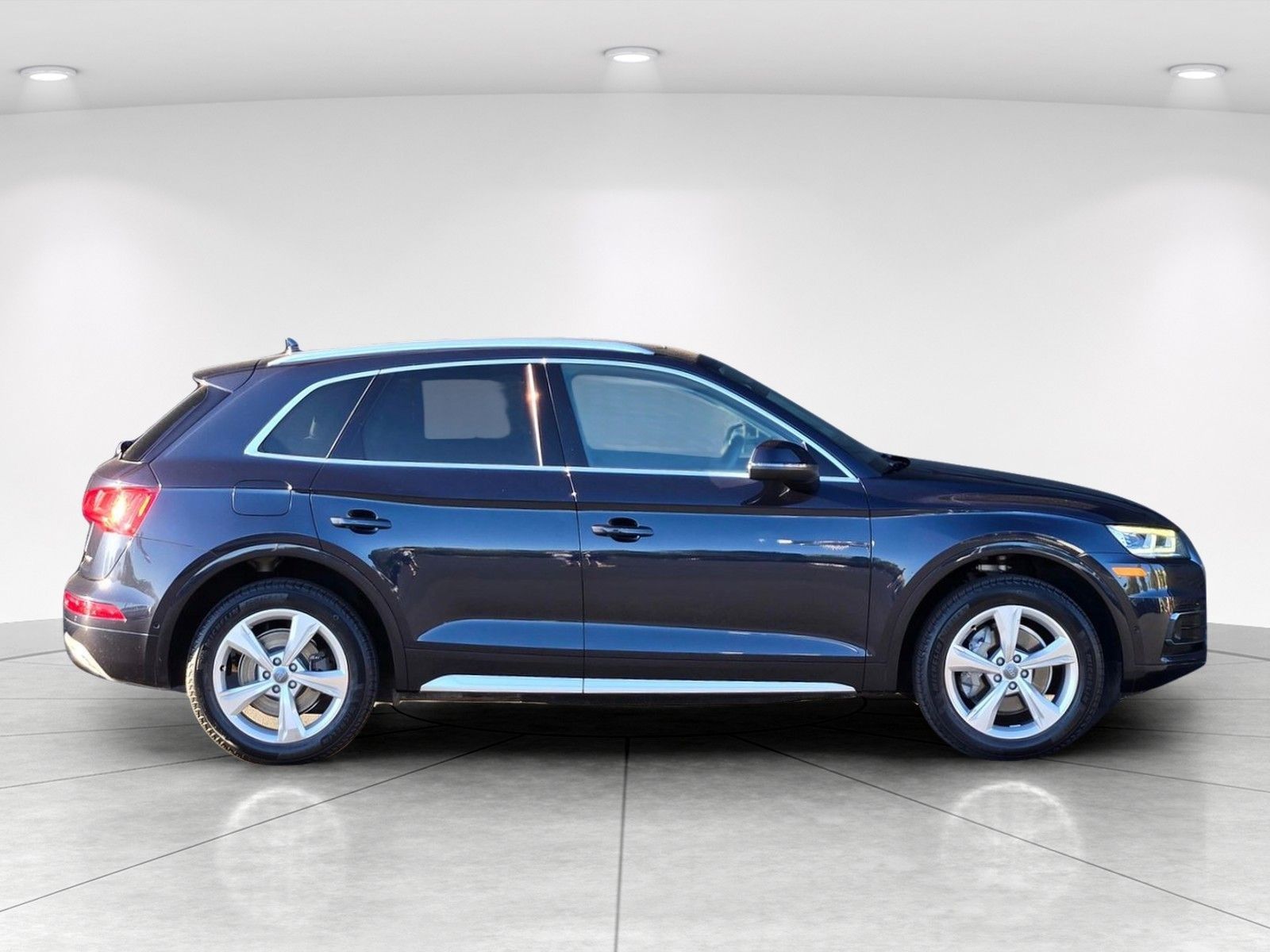 2020 Audi Q5 45 Prestige — foto completa 8 de 28