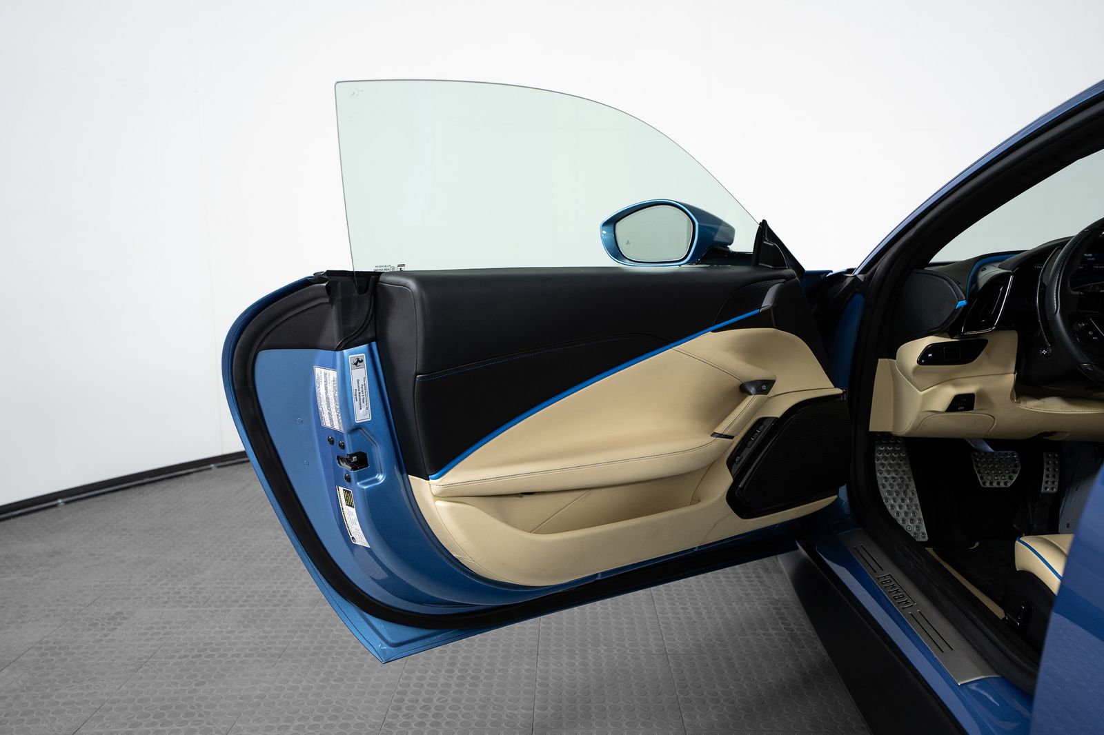 2023 Ferrari Roma — full photo 13 of 40