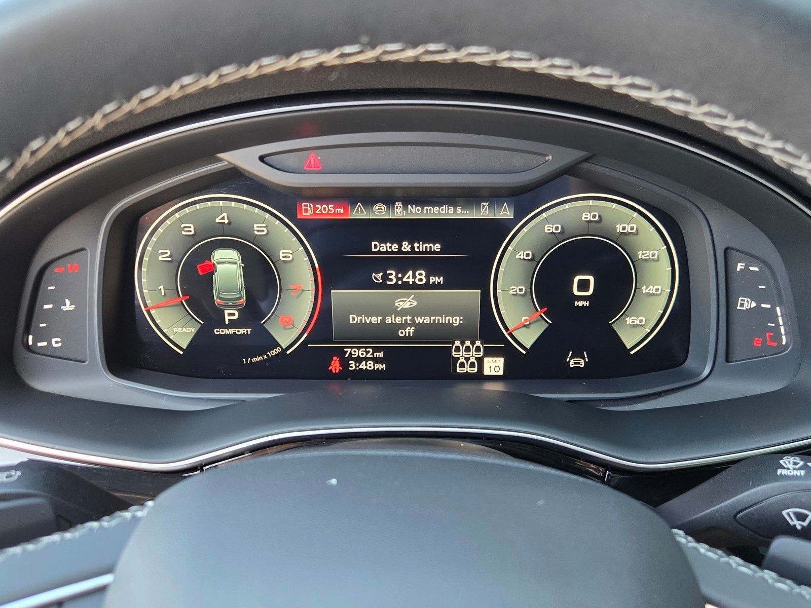 2025 Audi Q7 55 Premium Plus — full photo 24 of 45