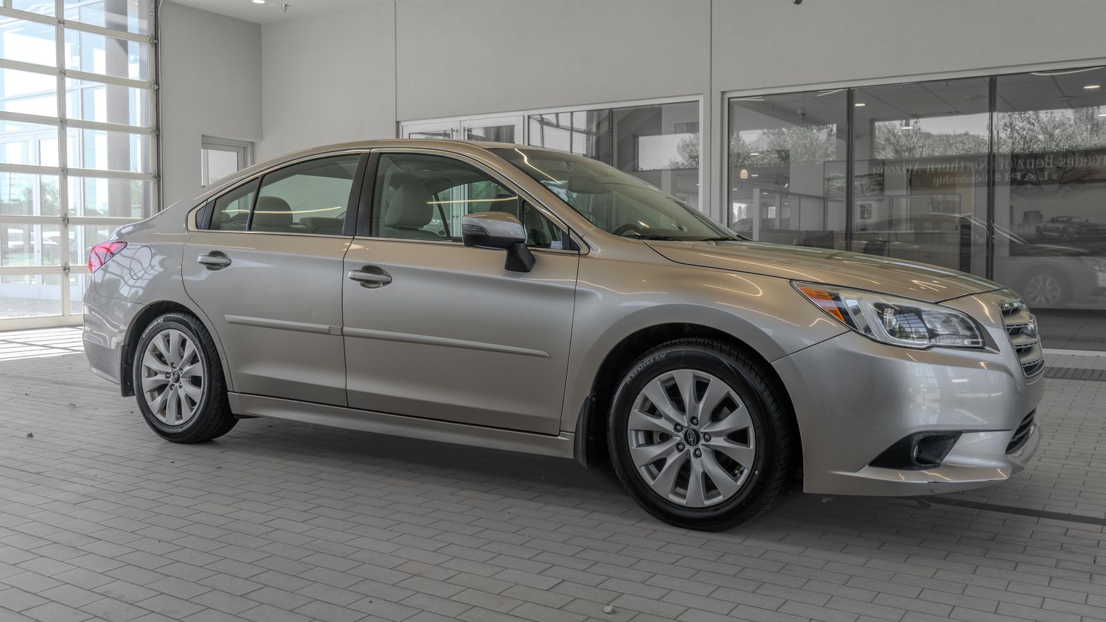 2015 Subaru Legacy 2.5i — full photo 12 of 34