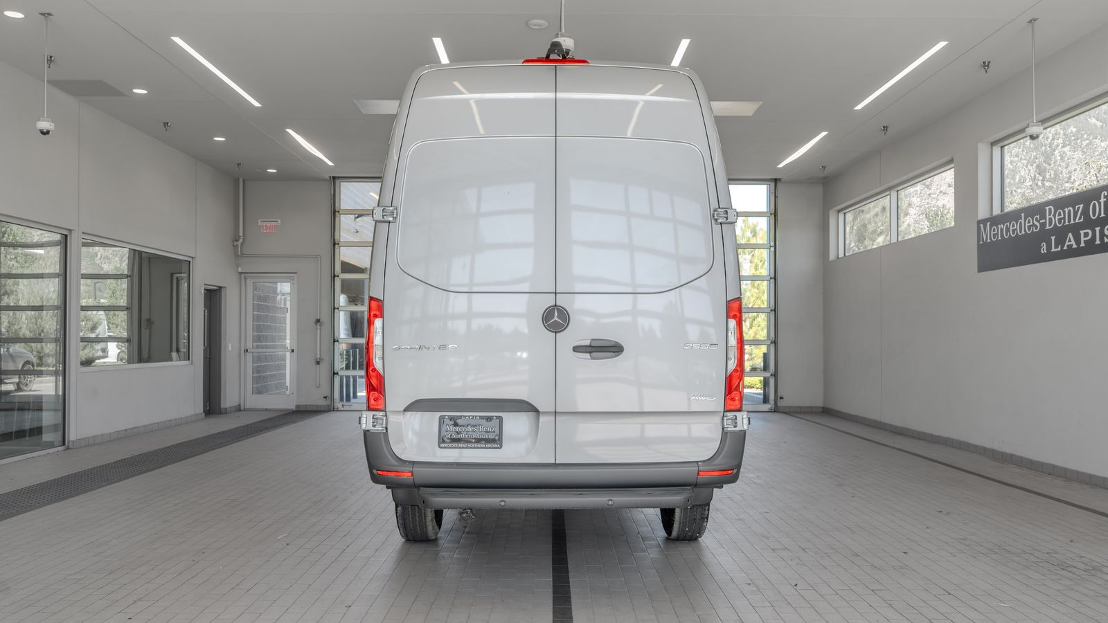 2025 Mercedes-Benz Sprinter 2500 Cargo 170 WB — full photo 14 of 36