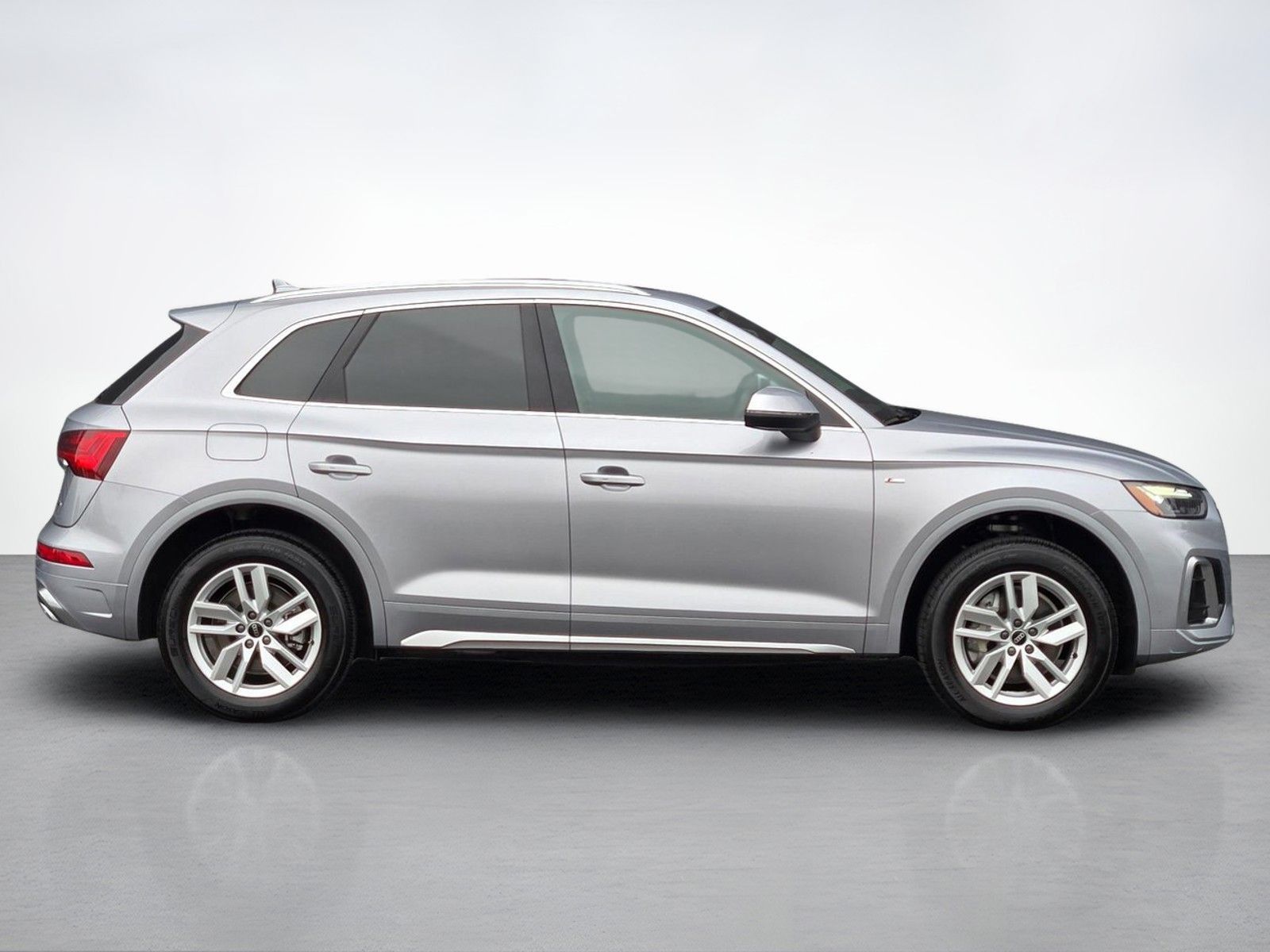 2023 Audi Q5 45 S line Premium — foto completa 7 de 45