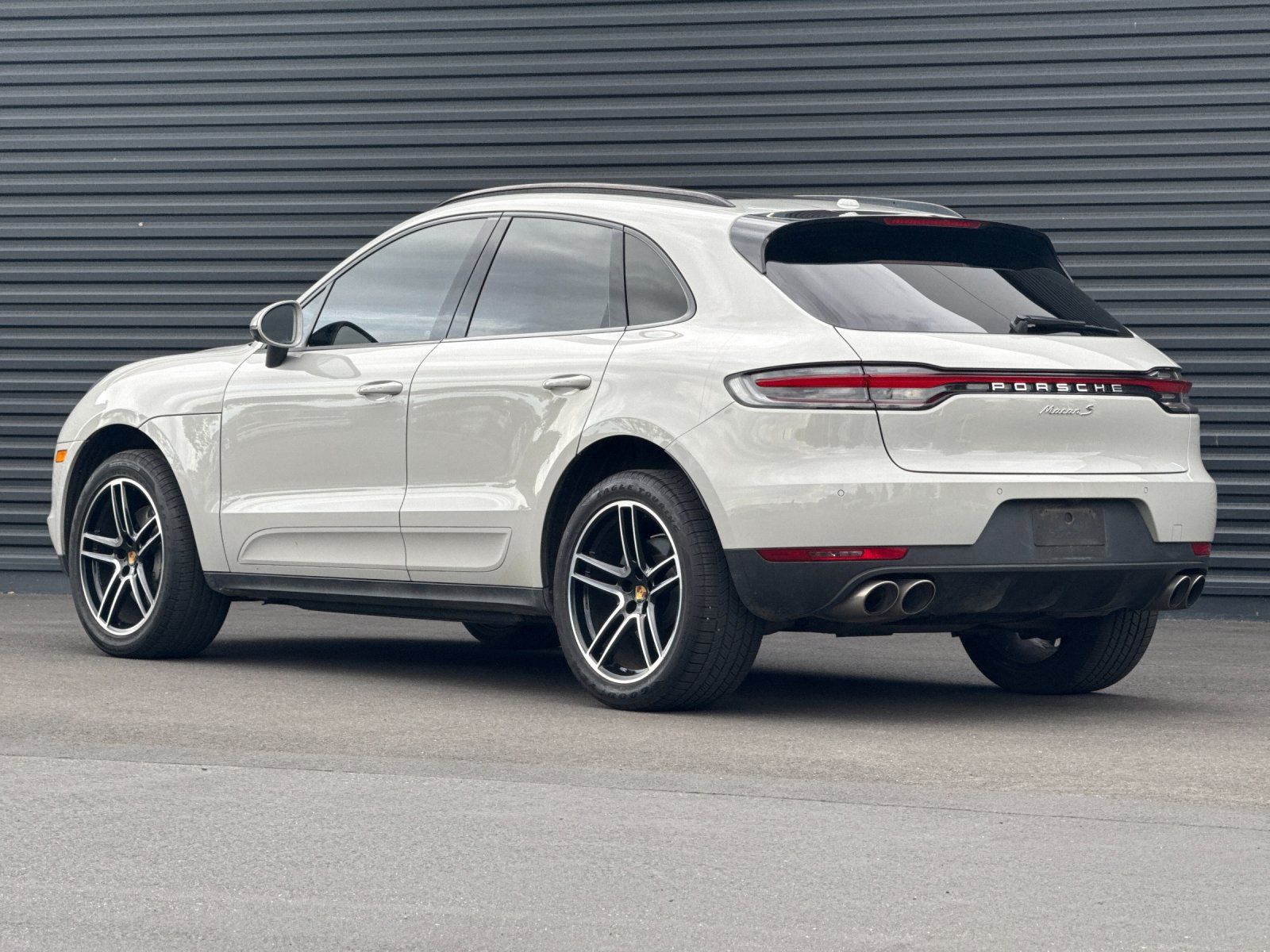 2019 Porsche Macan S — foto completa 3 de 27
