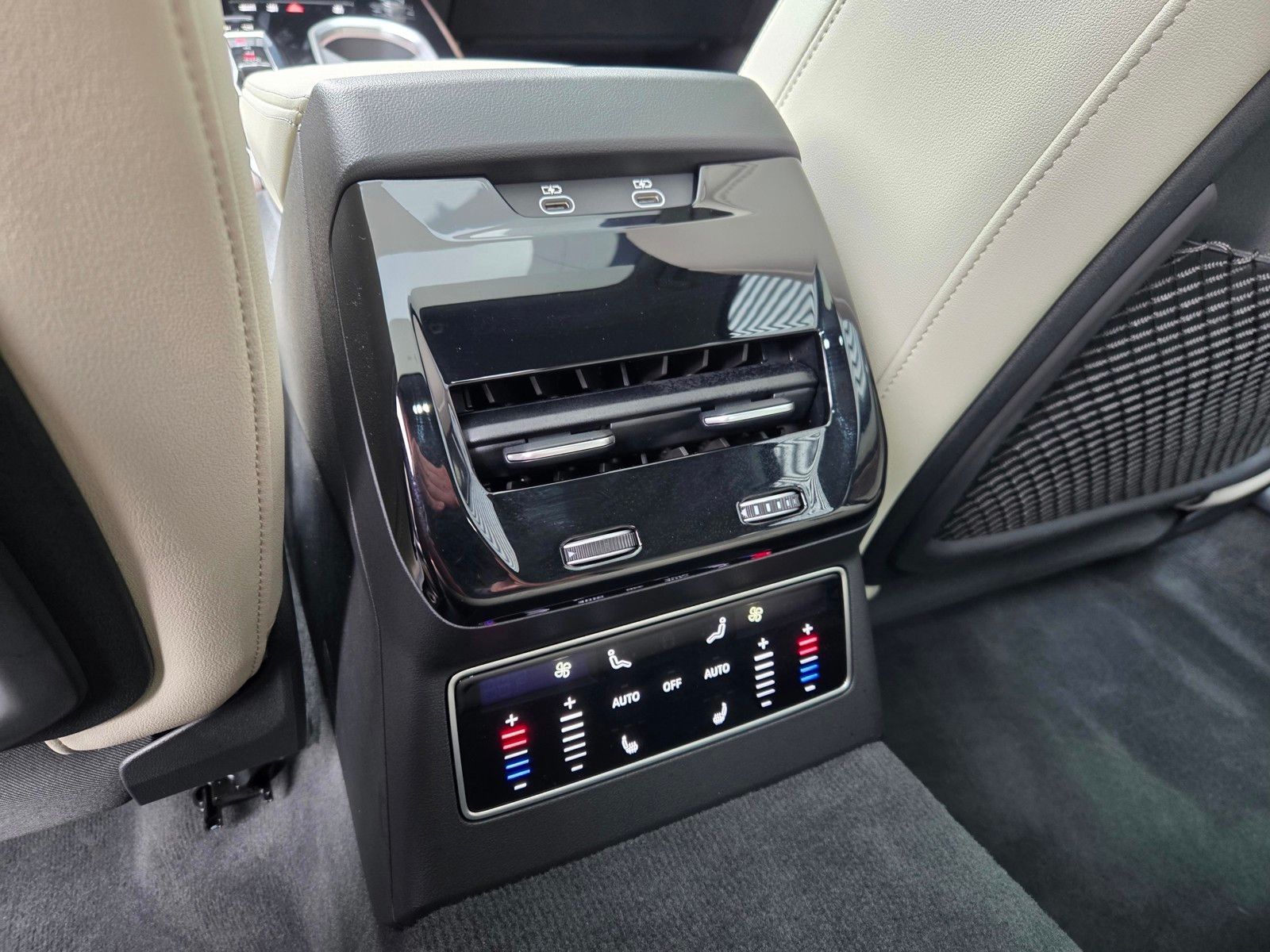 2026 Audi A6 Prestige — full photo 11 of 45