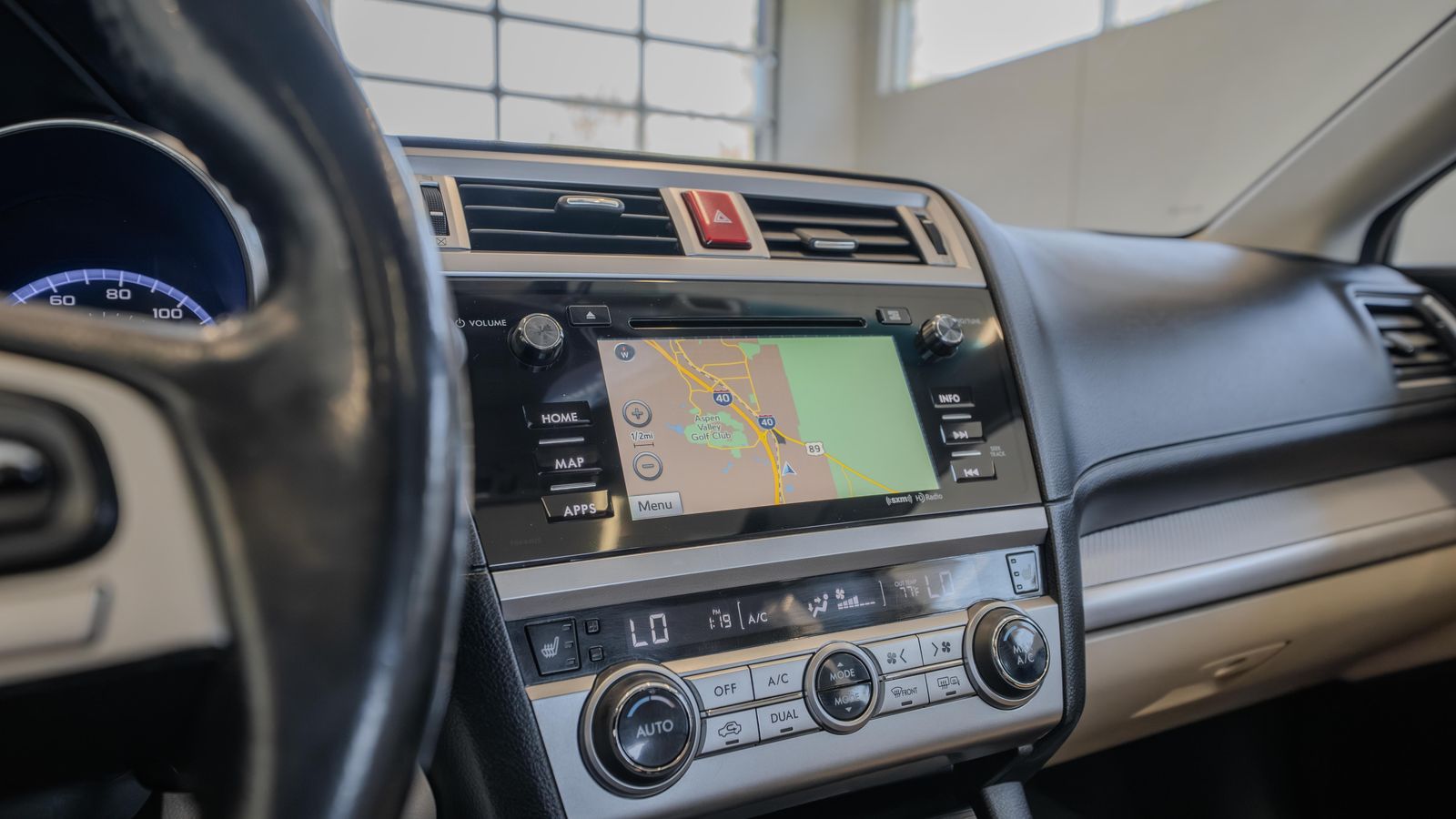 2015 Subaru Legacy 2.5i — full photo 33 of 34