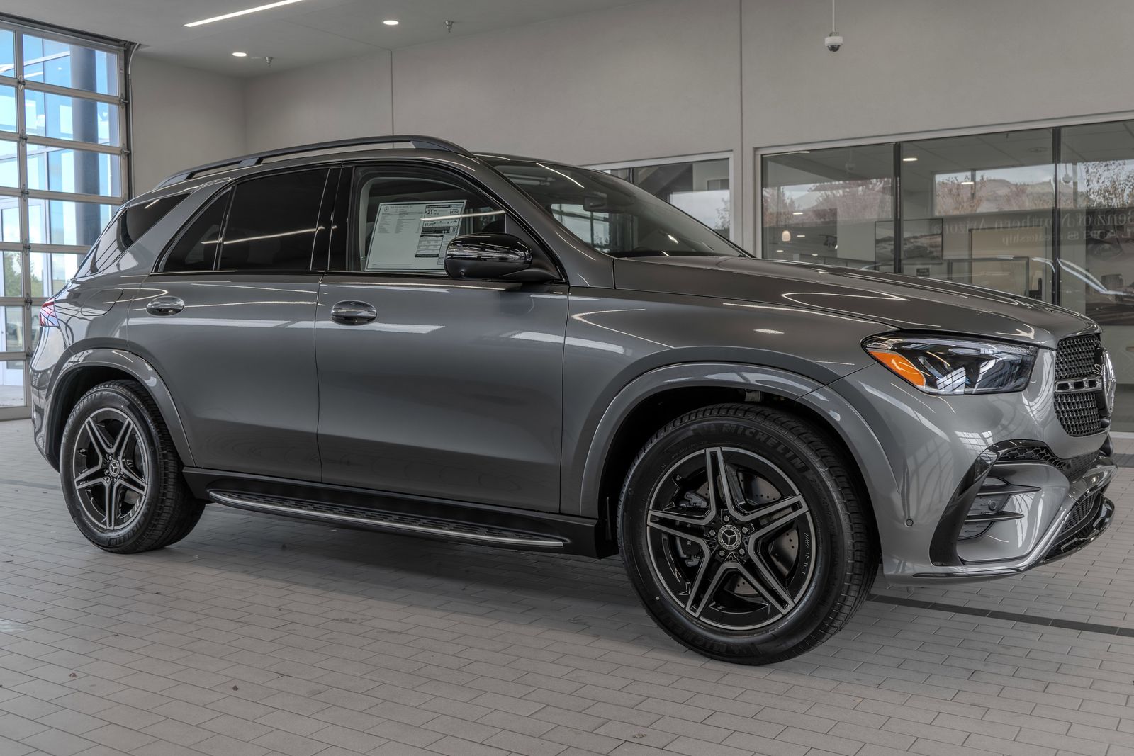 2026 Mercedes-Benz GLE GLE 450 — full photo 12 of 36