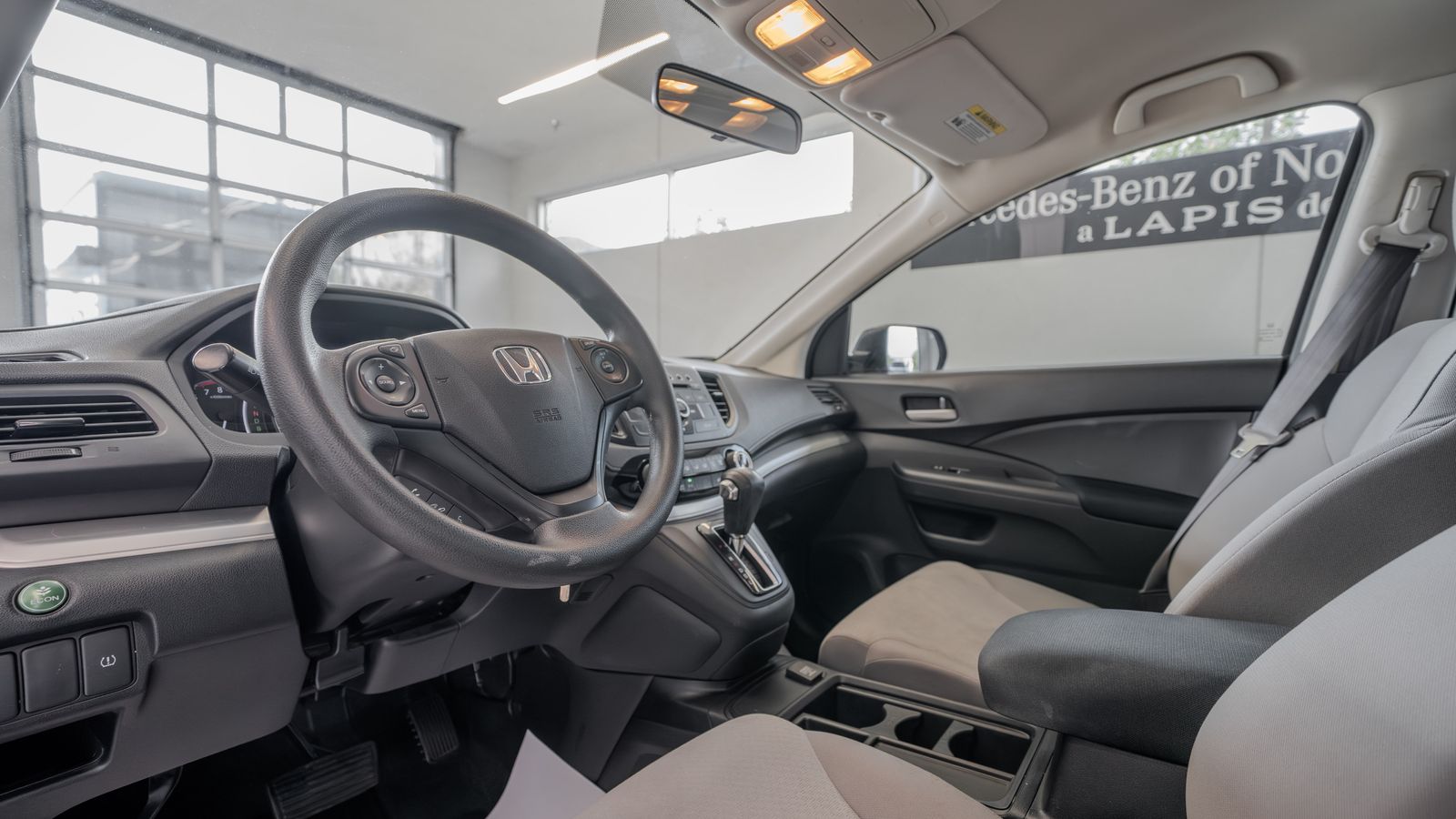 2016 Honda CR-V LX — foto completa 6 de 31