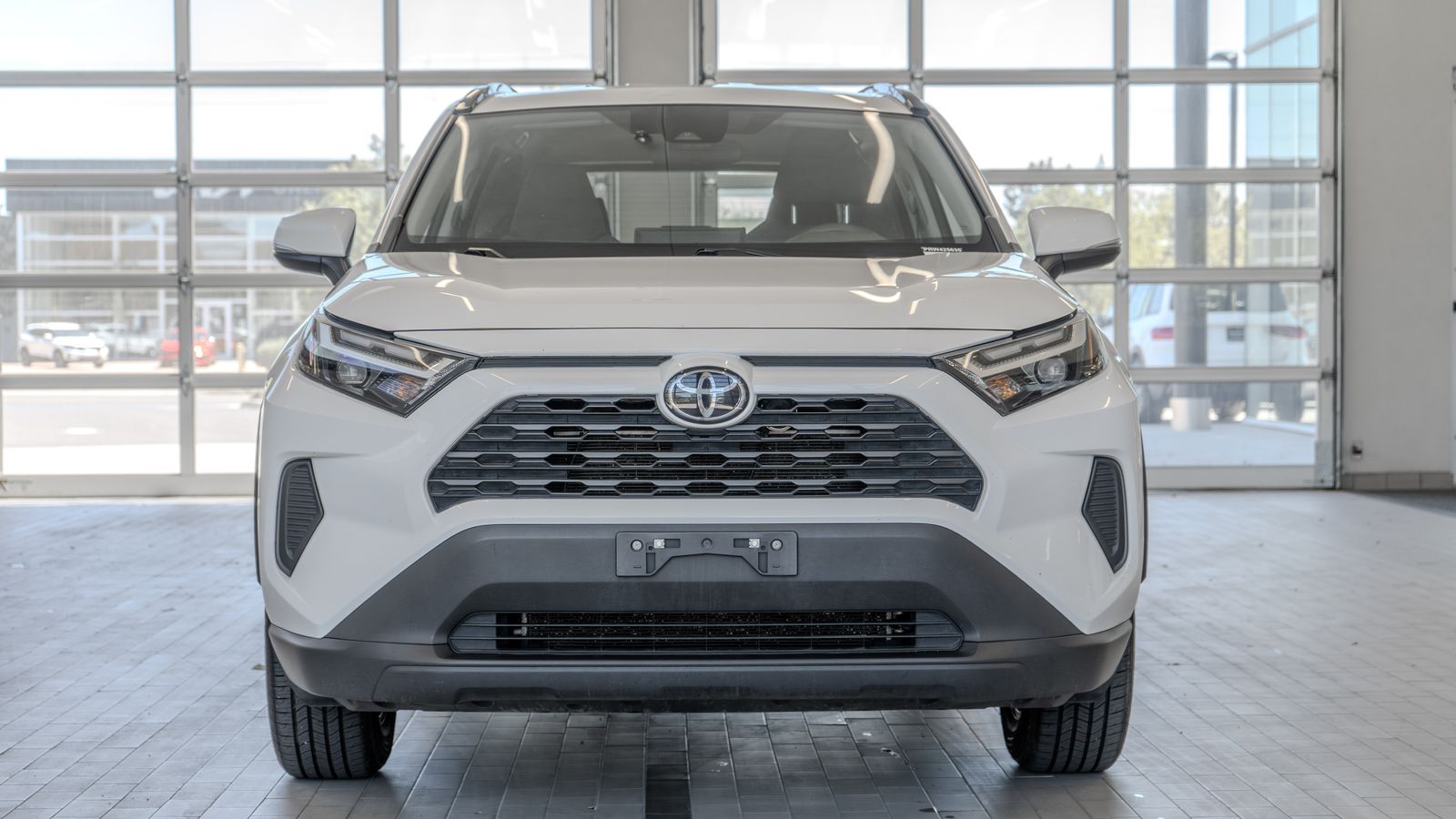 2024 Toyota RAV4 XLE — full photo 11 of 34