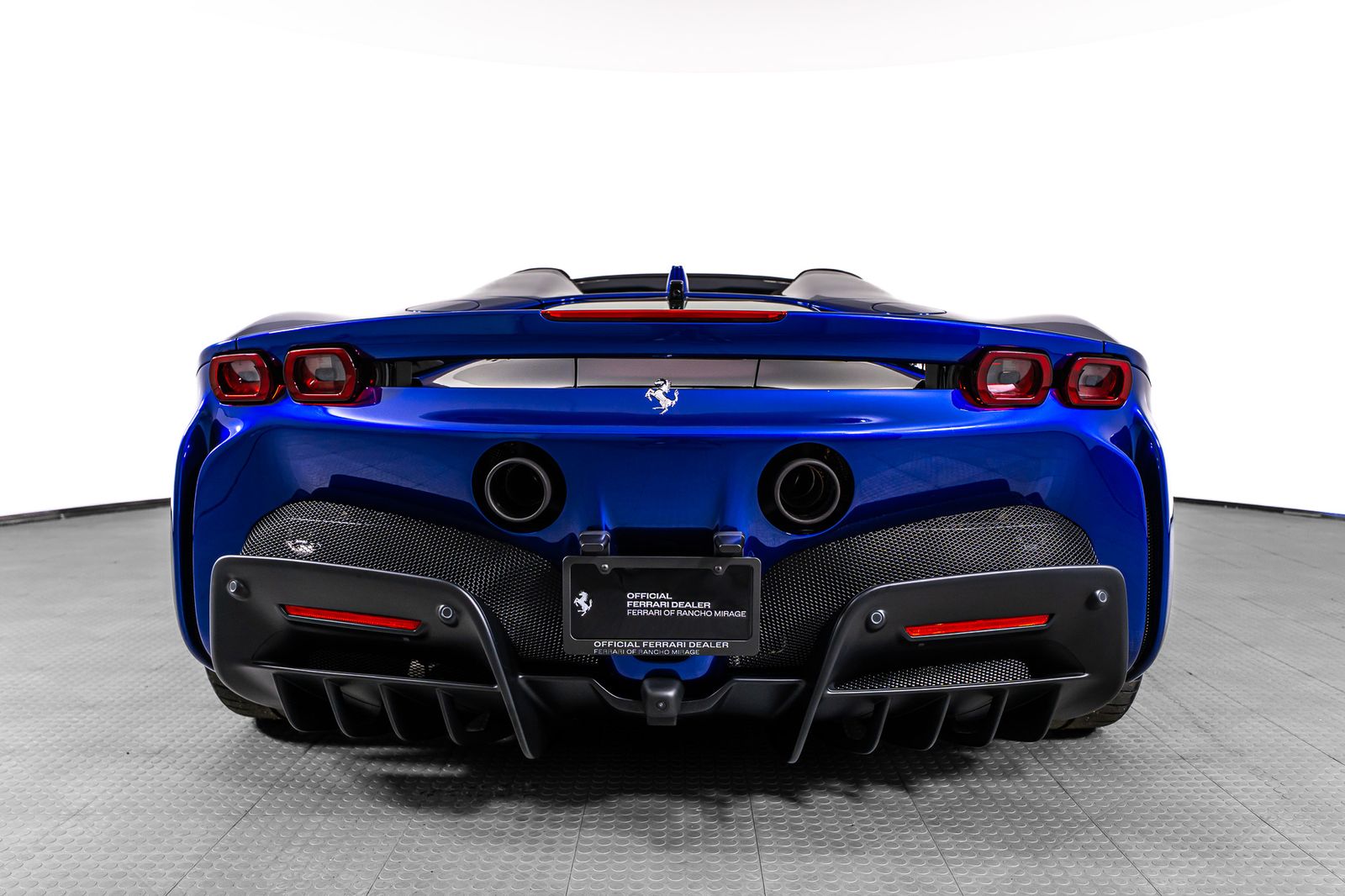 2025 Ferrari SF90 Spider — full photo 5 of 66