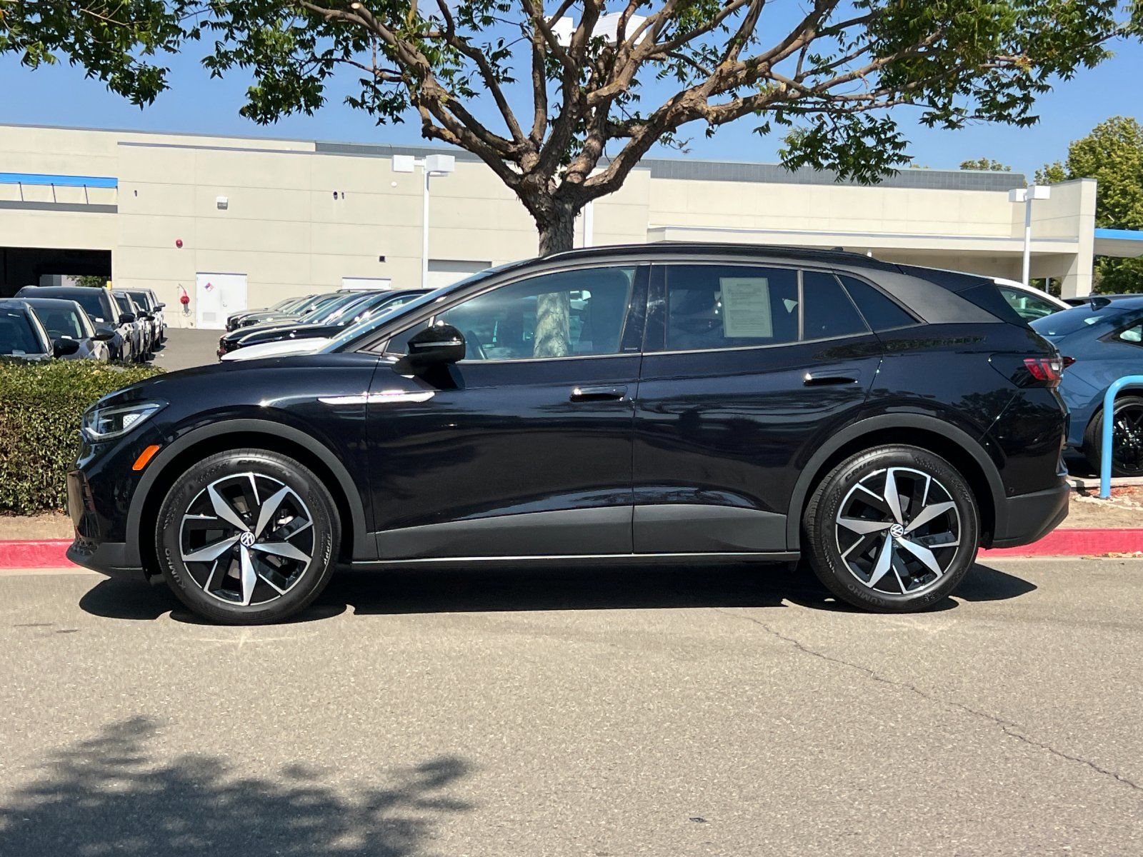 2023 Volkswagen ID.4 S — full photo 3 of 29