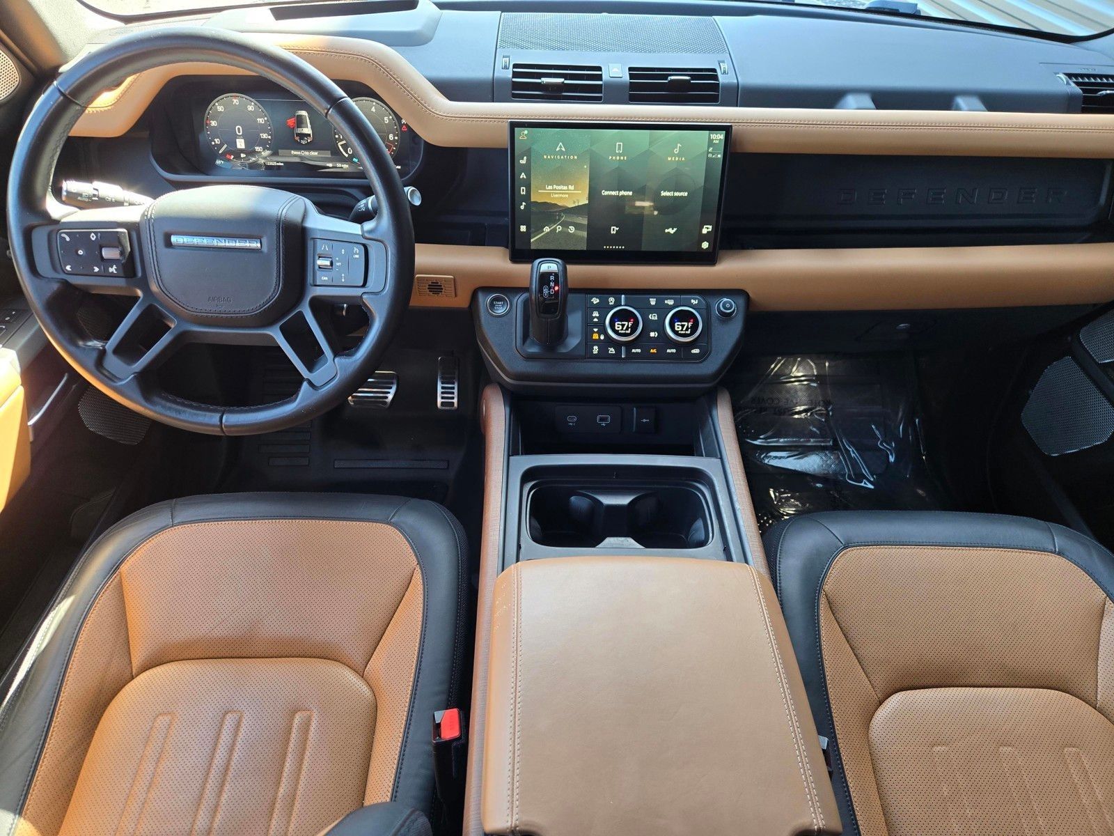 2023 Land Rover Defender 130 X — full photo 12 of 45