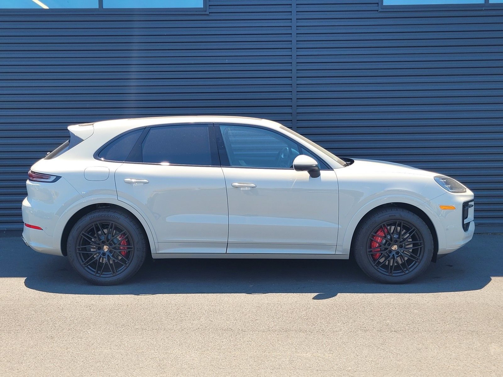 2026 Porsche Cayenne S — foto completa 8 de 28