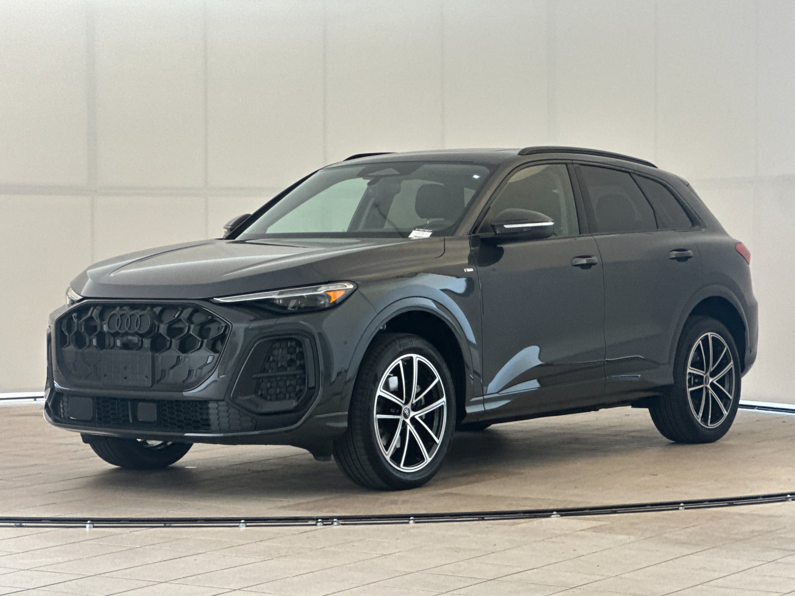 2026 Audi Q5 2.0T Premium Plus — photo 1 of 29