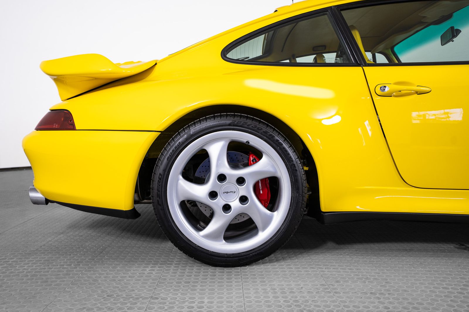1996 Porsche 911 — full photo 42 of 45