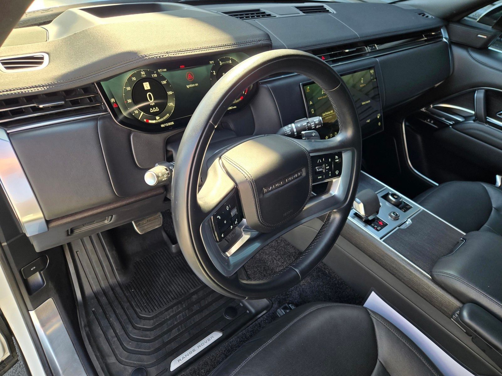 2023 Land Rover Range Rover SE — foto completa 18 de 45