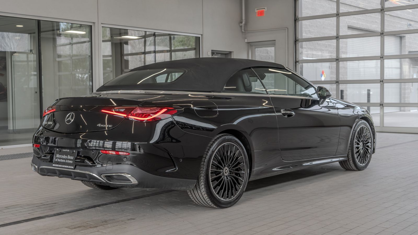2025 Mercedes-Benz CLE CLE 300 — foto completa 35 de 37