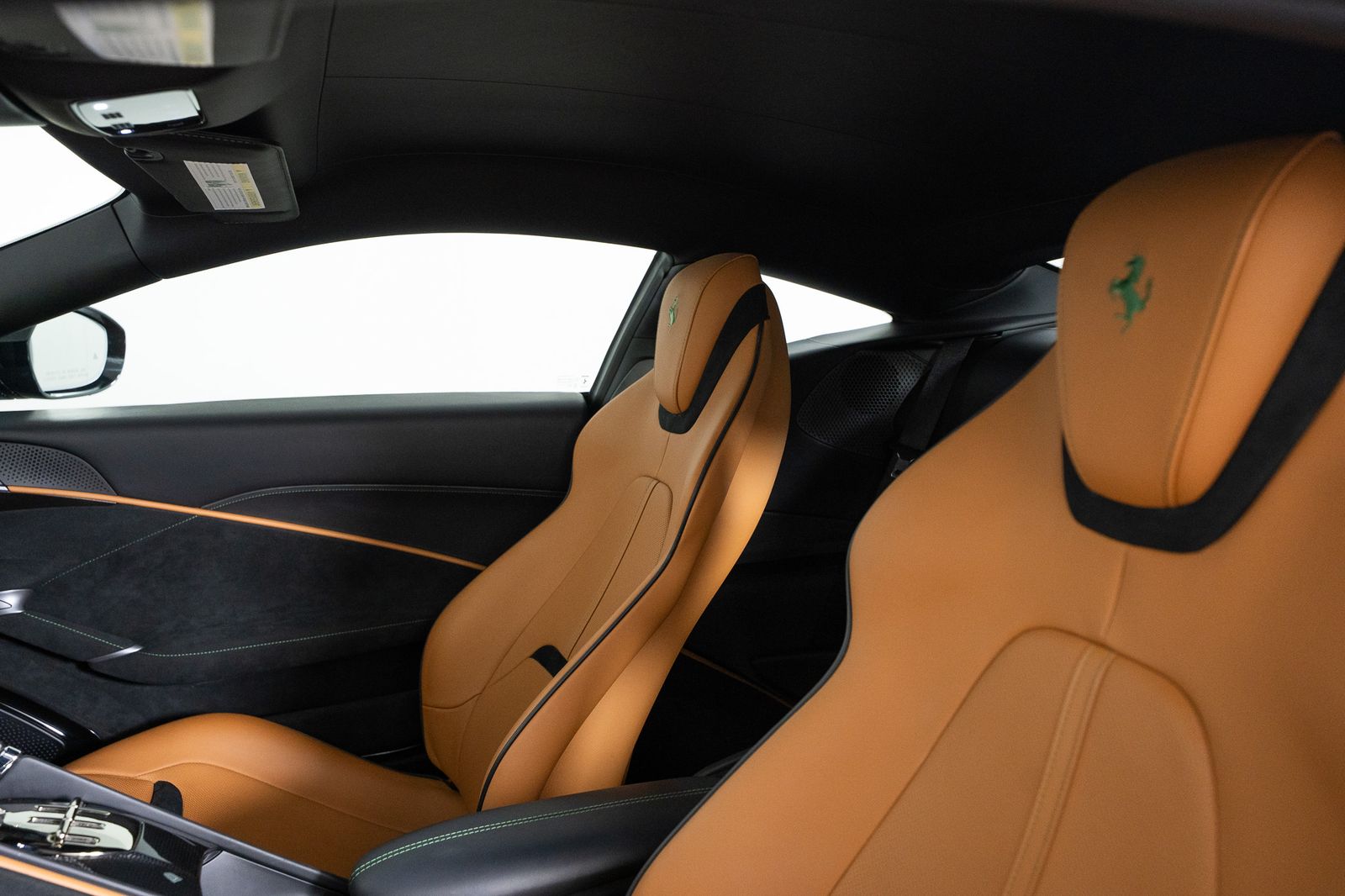 2023 Ferrari Roma — foto completa 40 de 45