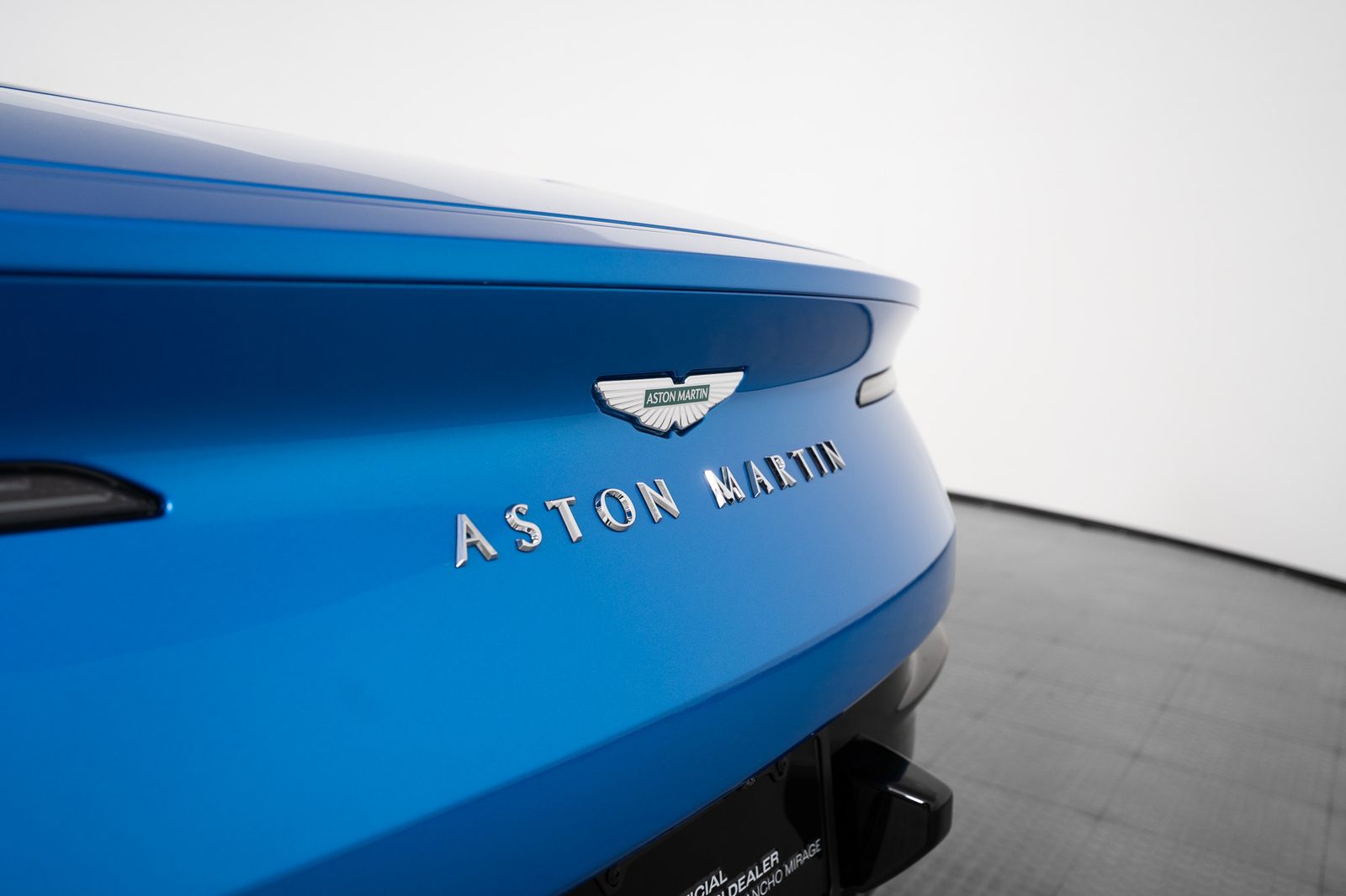 2024 Aston Martin DB12 Volante — full photo 31 of 55
