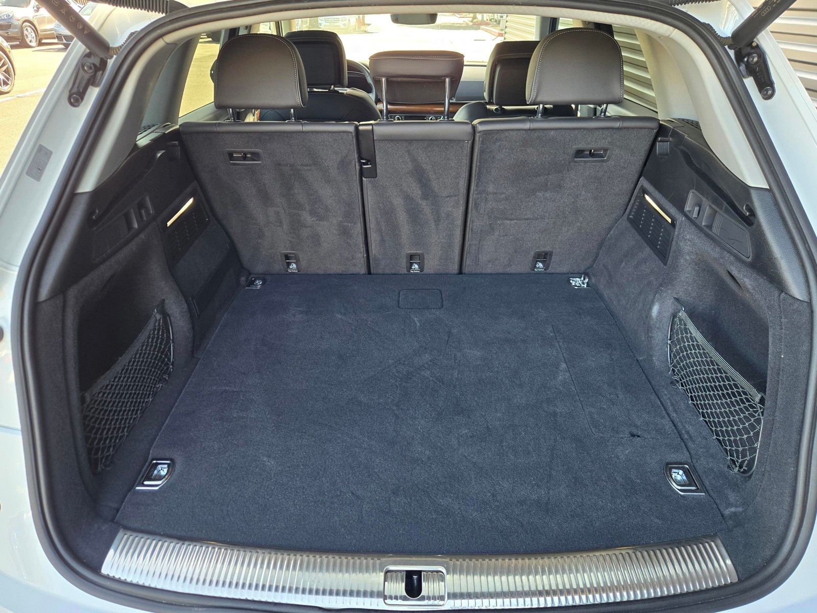2024 Audi Q5 e 55 Premium — full photo 27 of 45