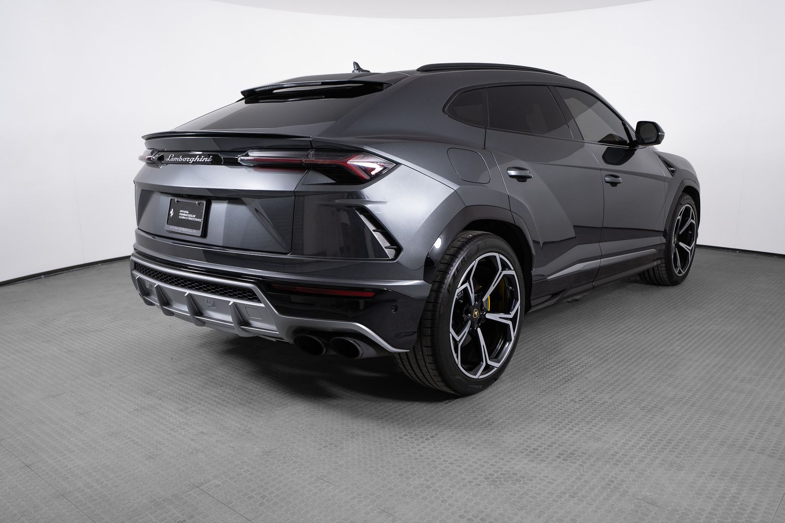 2020 Lamborghini Urus Base — full photo 6 of 53
