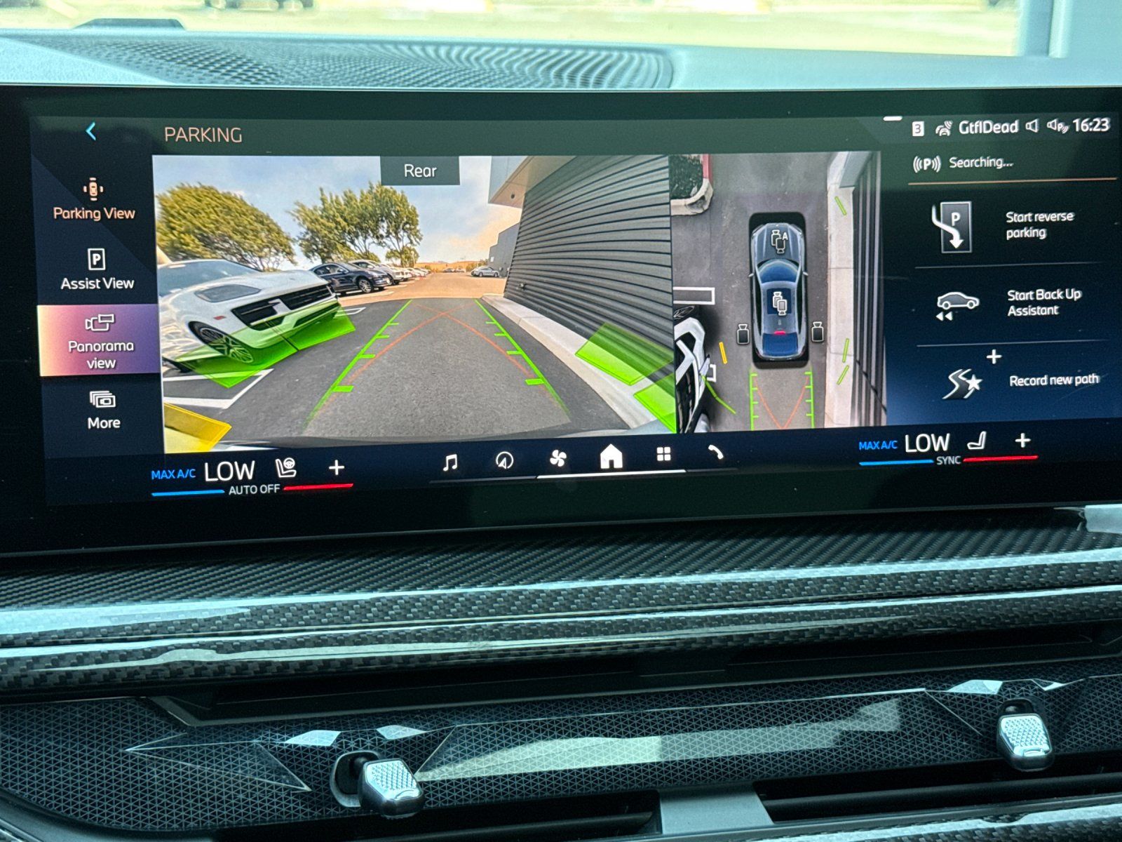 2024 BMW X6 xDrive40i — full photo 19 of 28