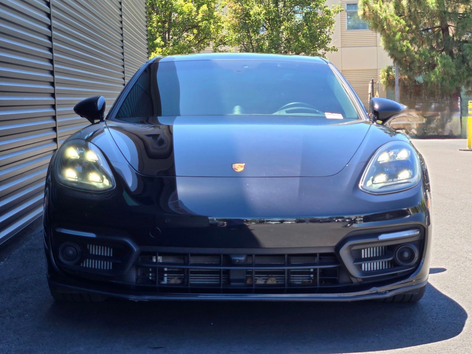 2023 Porsche Panamera 4 Platinum Edition — foto completa 10 de 27