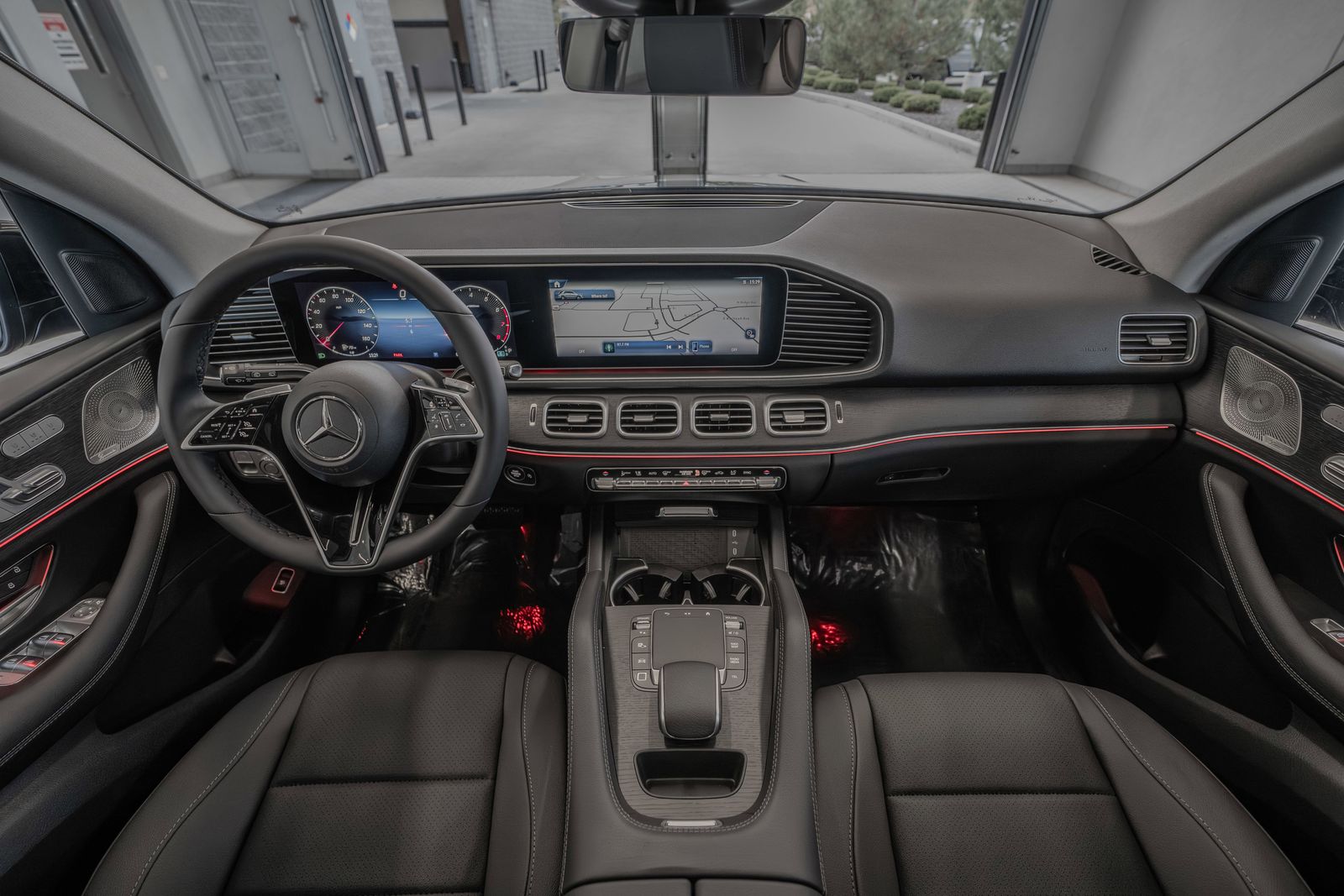 2026 Mercedes-Benz GLE GLE 450 — full photo 8 of 36