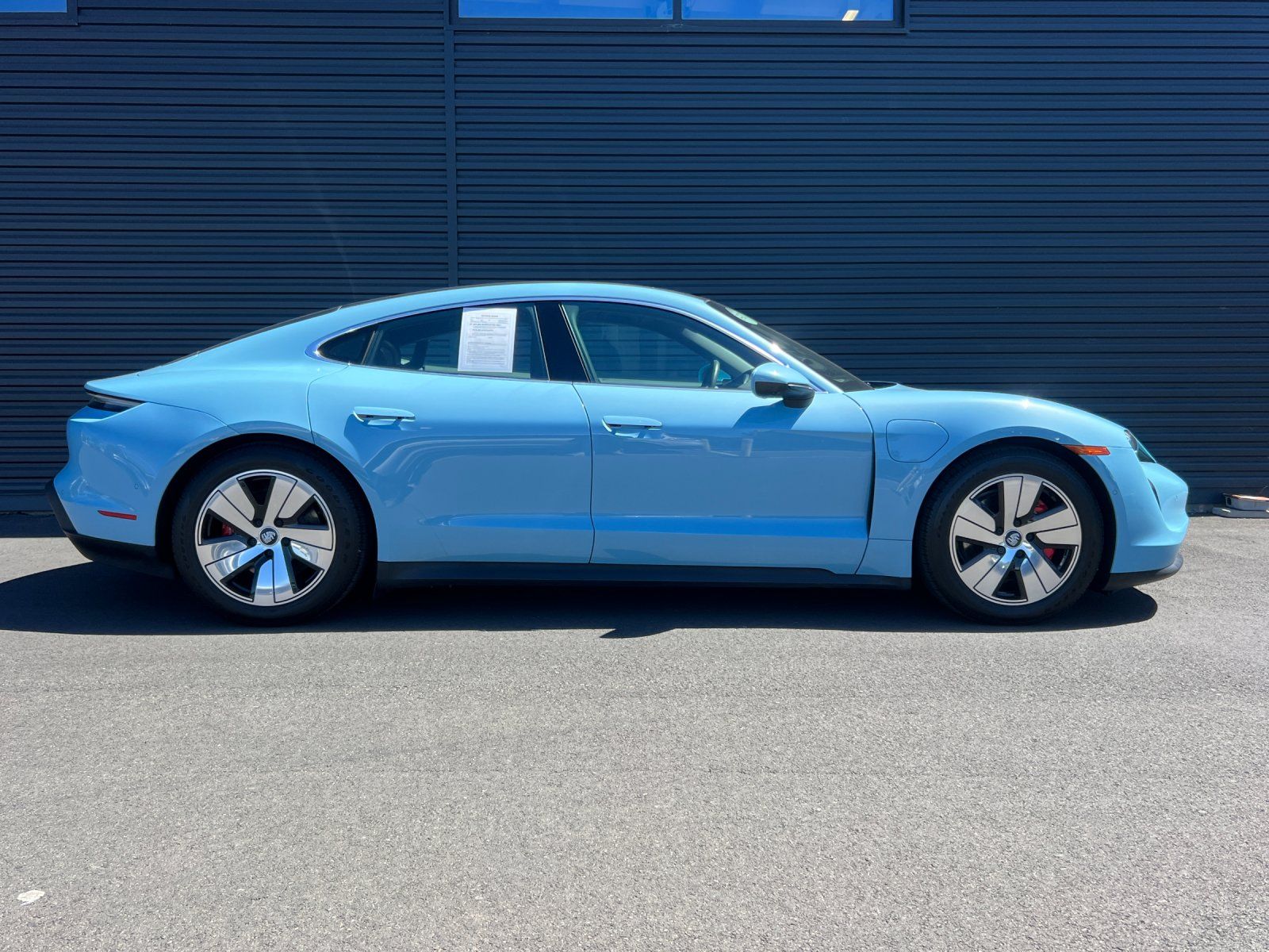 2024 Porsche Taycan 4S — foto completa 10 de 29
