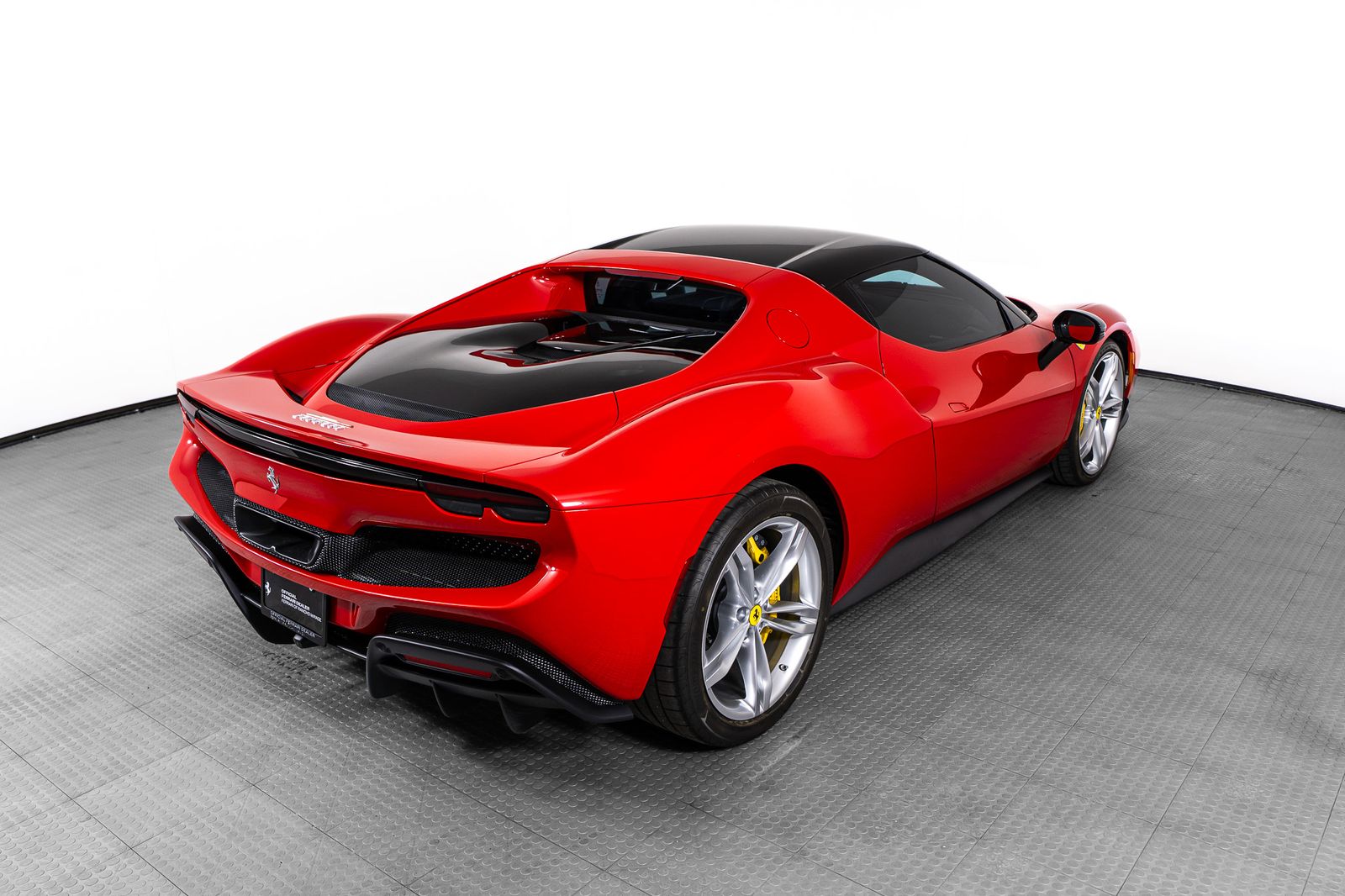 2025 Ferrari 296 GTB — foto completa 9 de 51