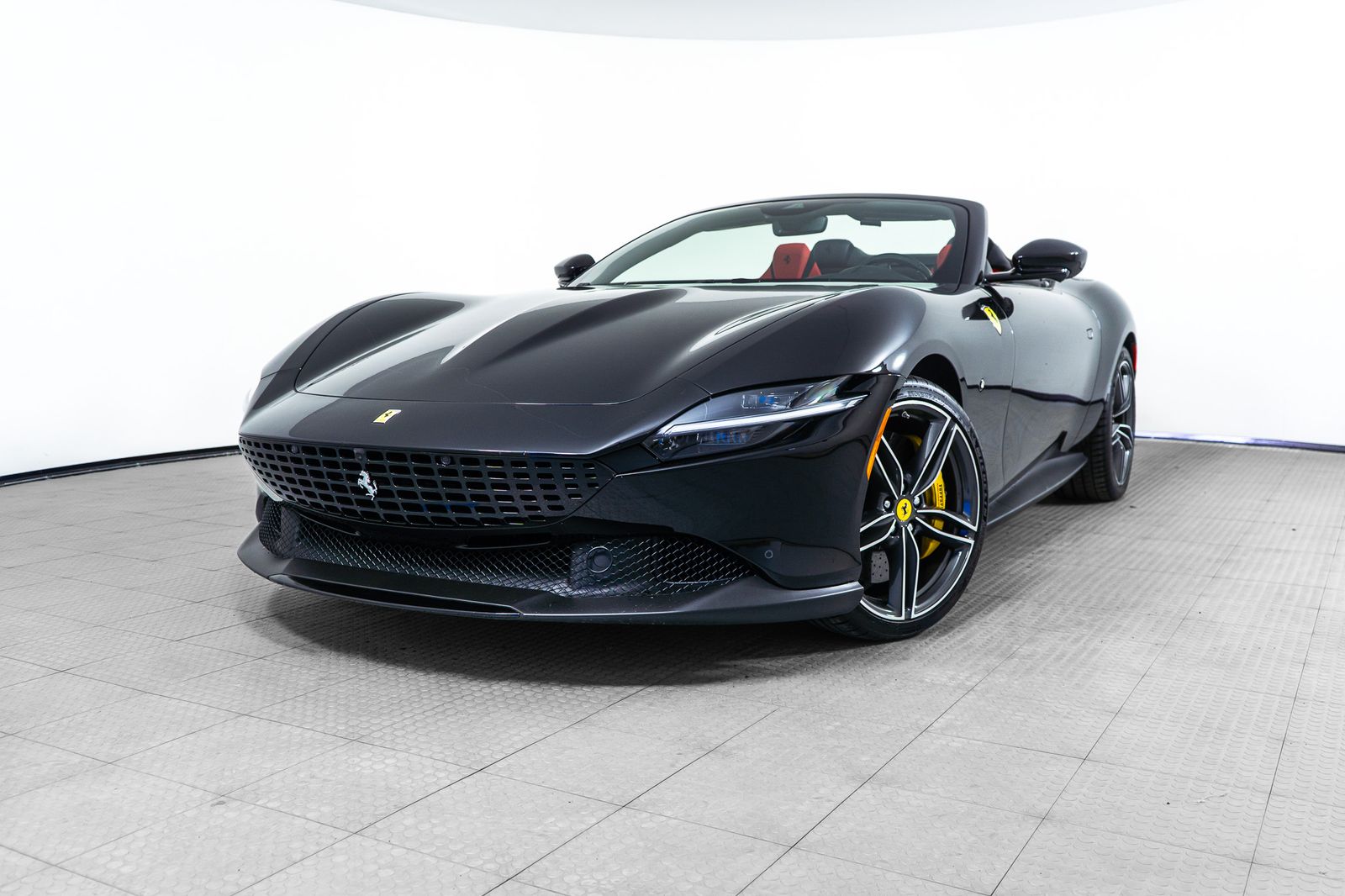 2025 Ferrari Roma Spider — foto completa 1 de 41