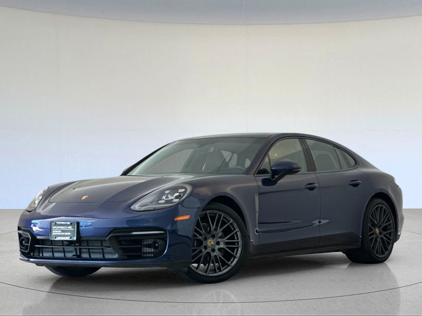 2023 Porsche Panamera Platinum Edition — photo 1 of 26