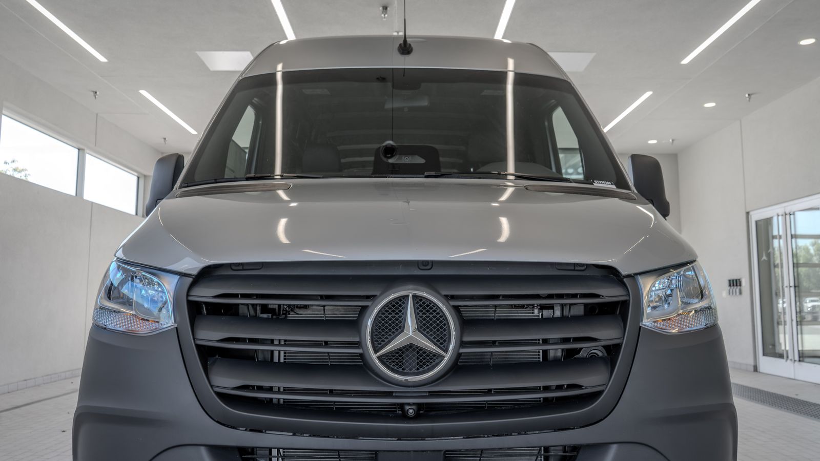 2025 Mercedes-Benz Sprinter 2500 Cargo 170 WB — full photo 23 of 36