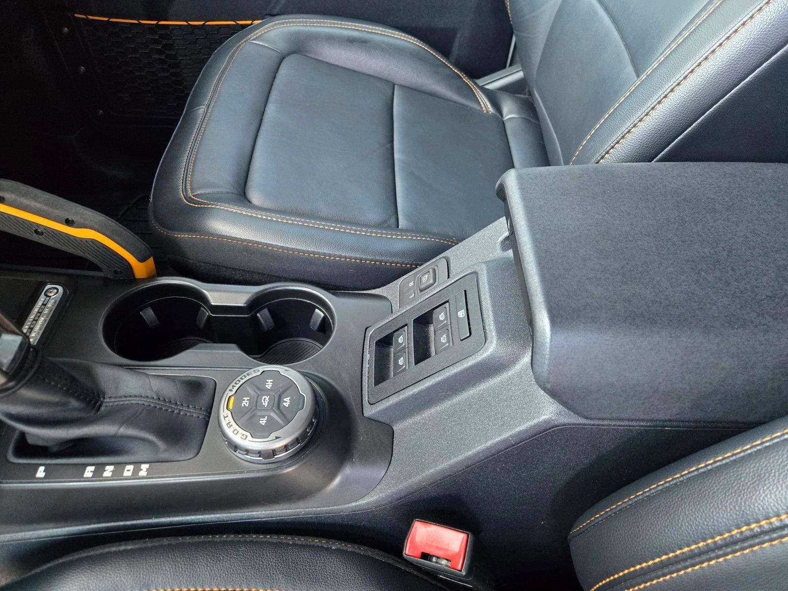 2023 Ford Bronco Badlands — full photo 23 of 45
