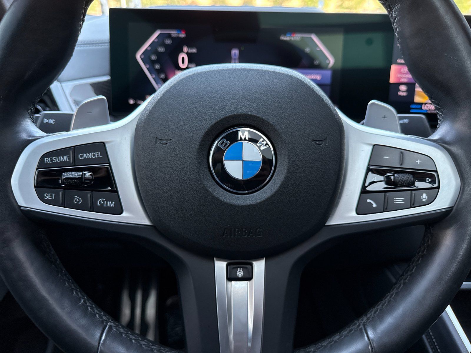 2024 BMW X6 xDrive40i — full photo 23 of 28