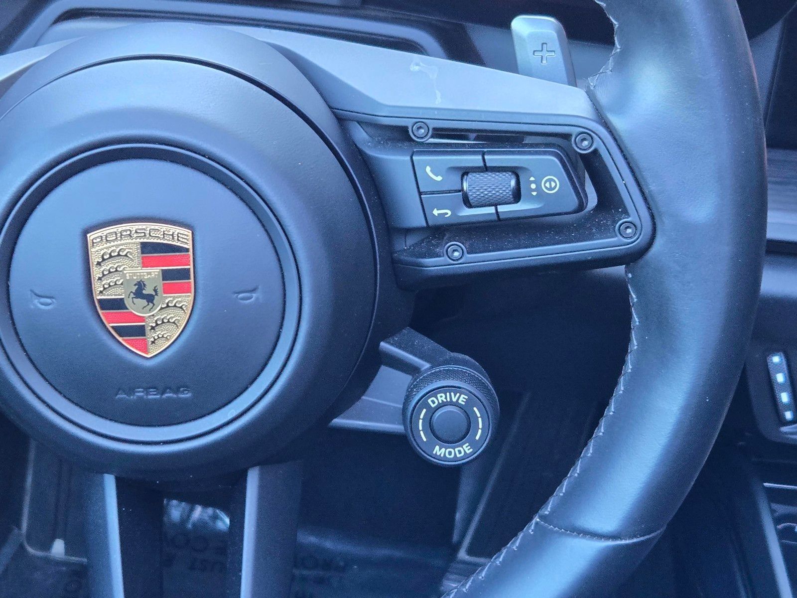 2023 Porsche 911 Targa 4 GTS — foto completa 17 de 27